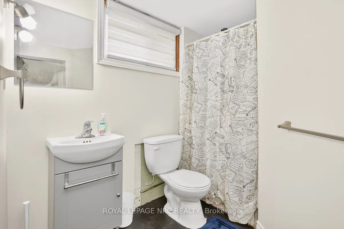 56 SANTONE Avenue