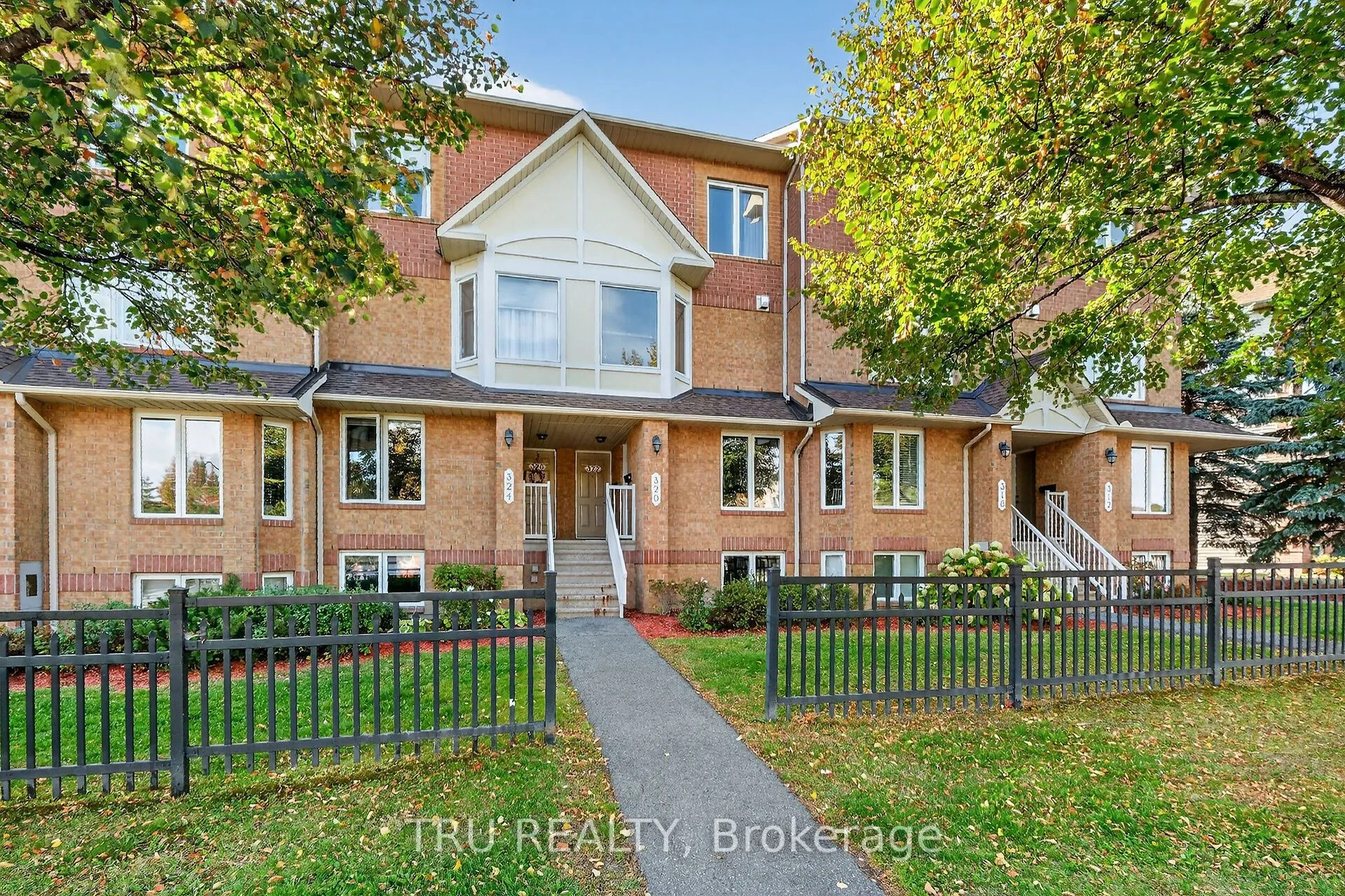 320 CRESTHAVEN Drive, #21