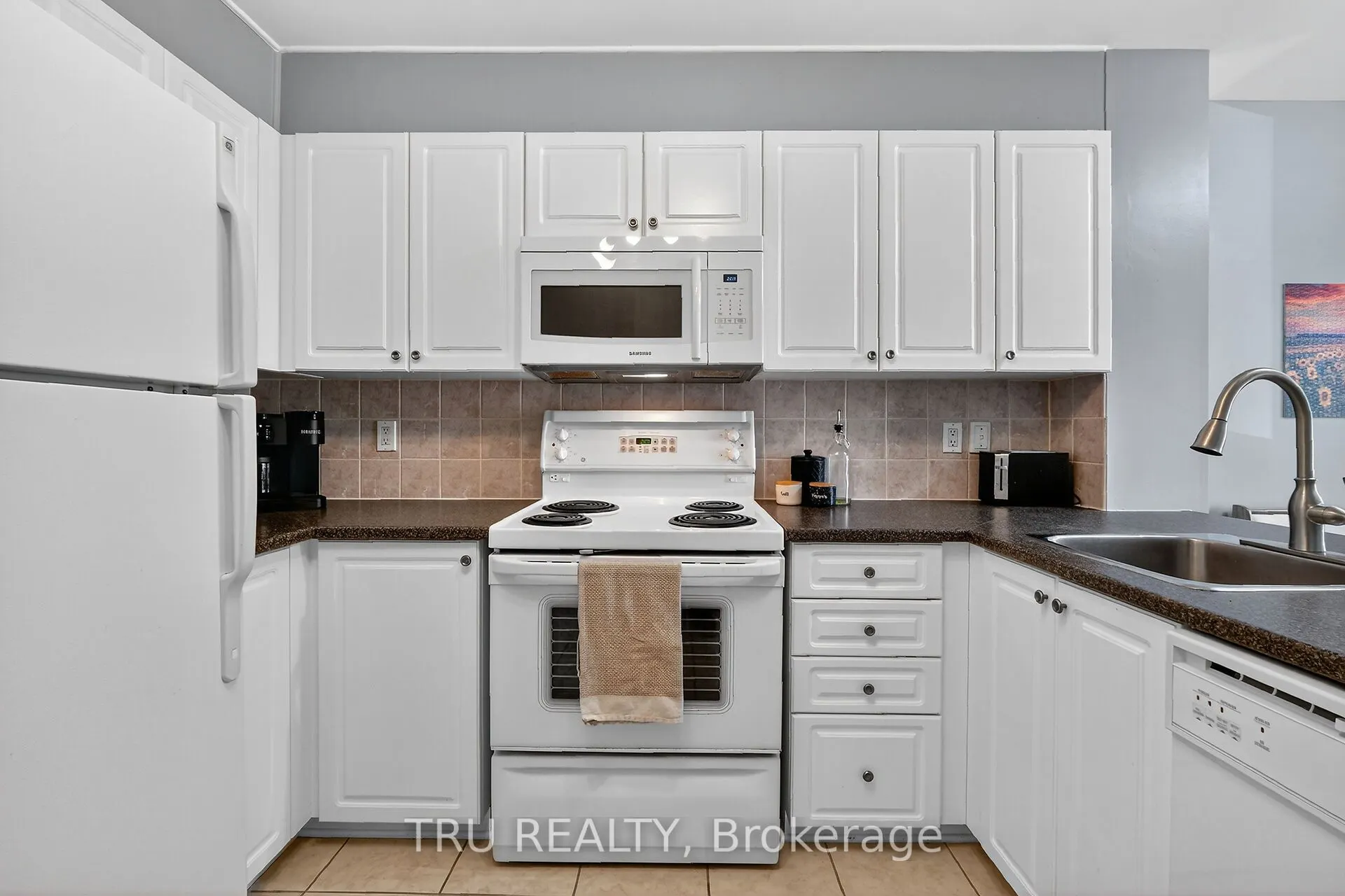 320 CRESTHAVEN Drive, #21