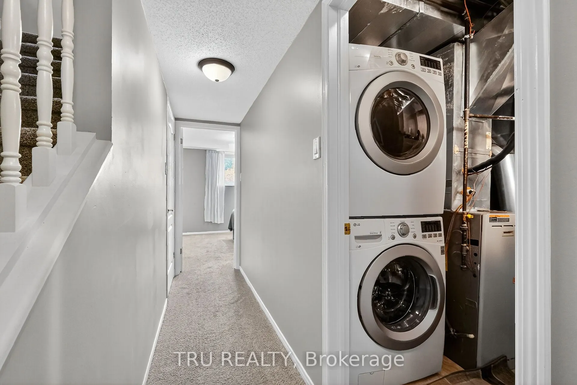 320 CRESTHAVEN Drive, #21