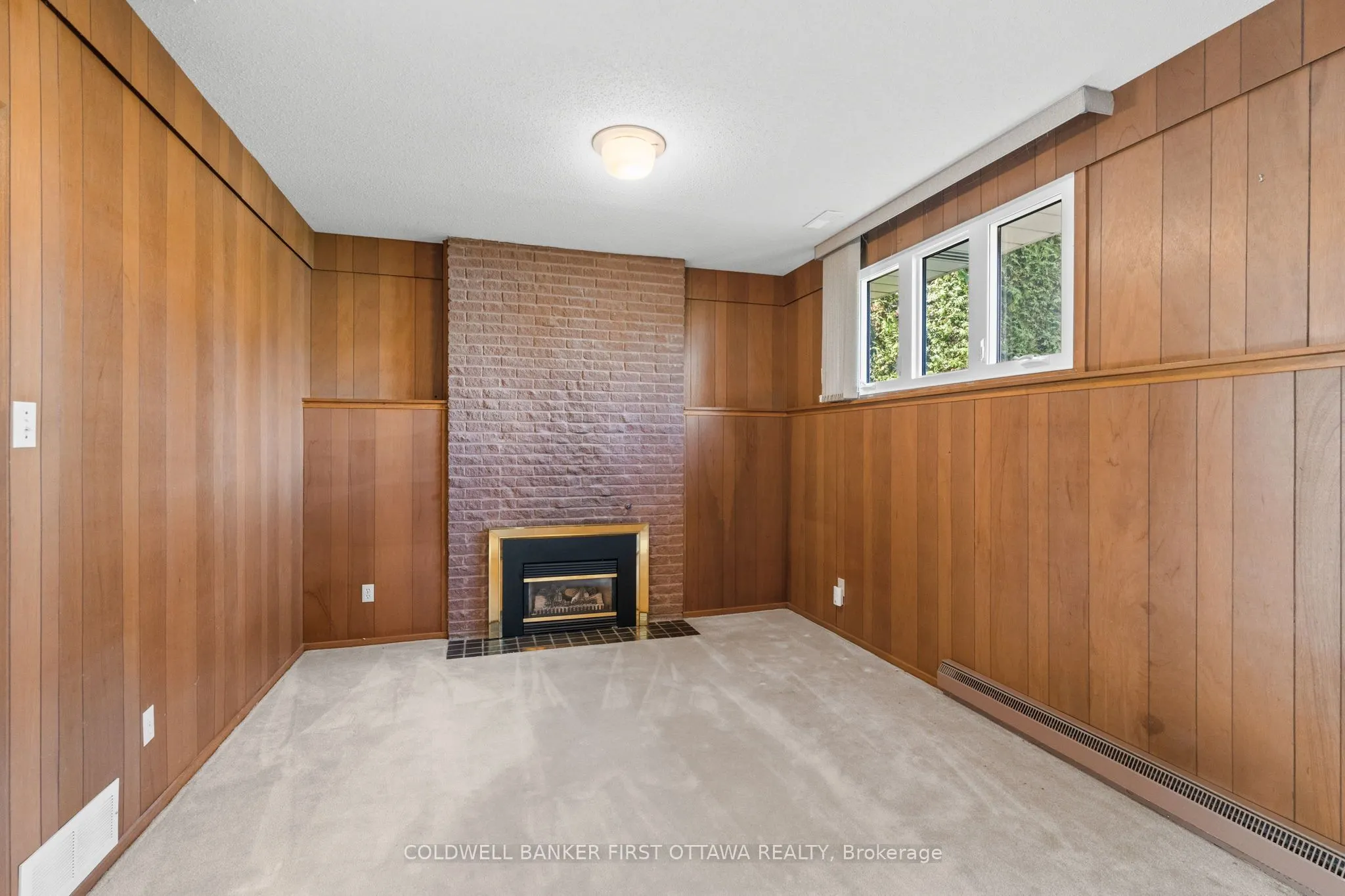 7 Middlewood Court