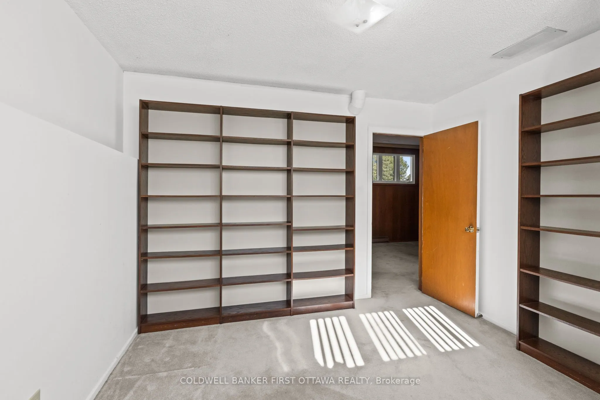 7 Middlewood Court