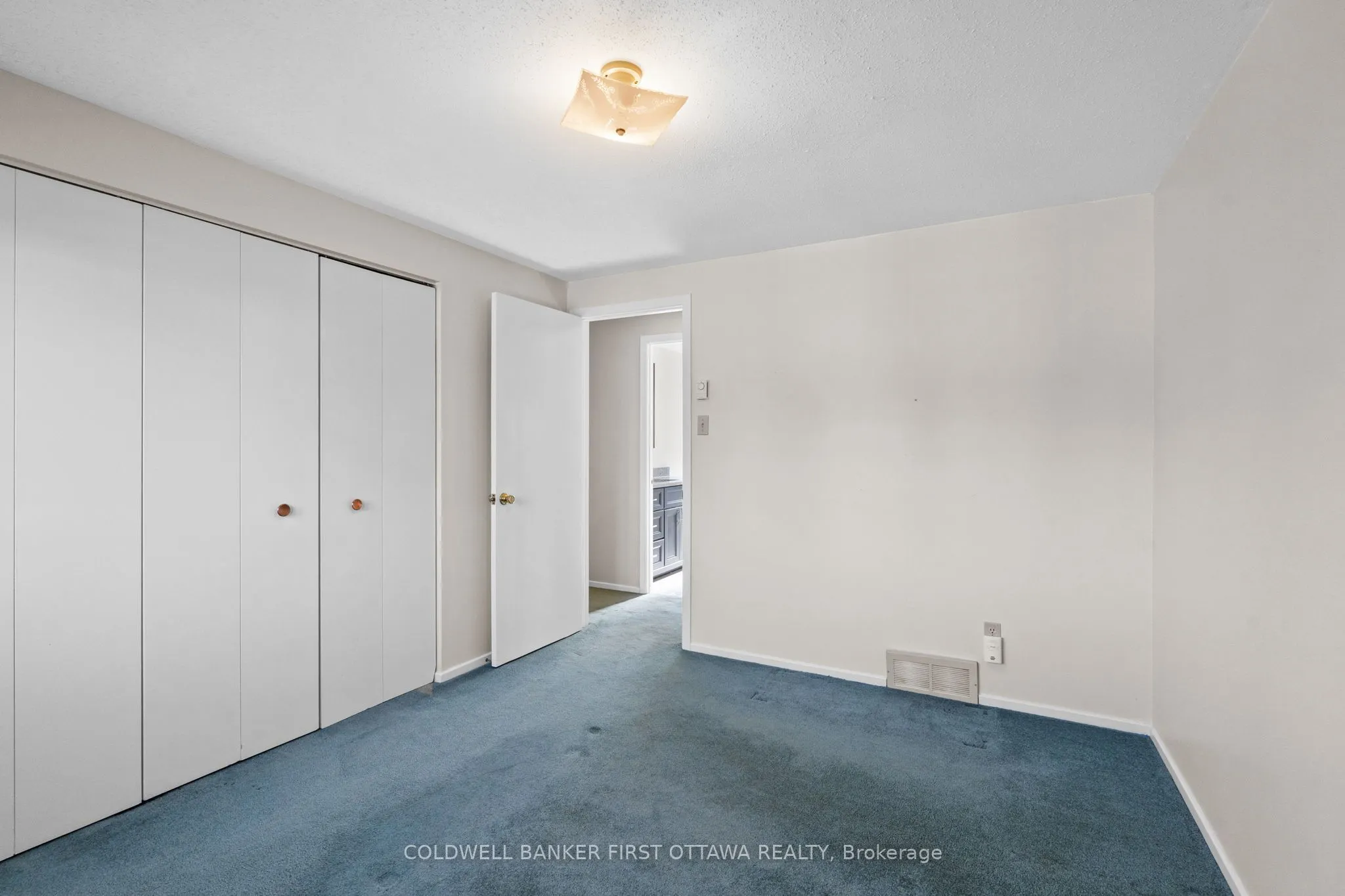 7 Middlewood Court