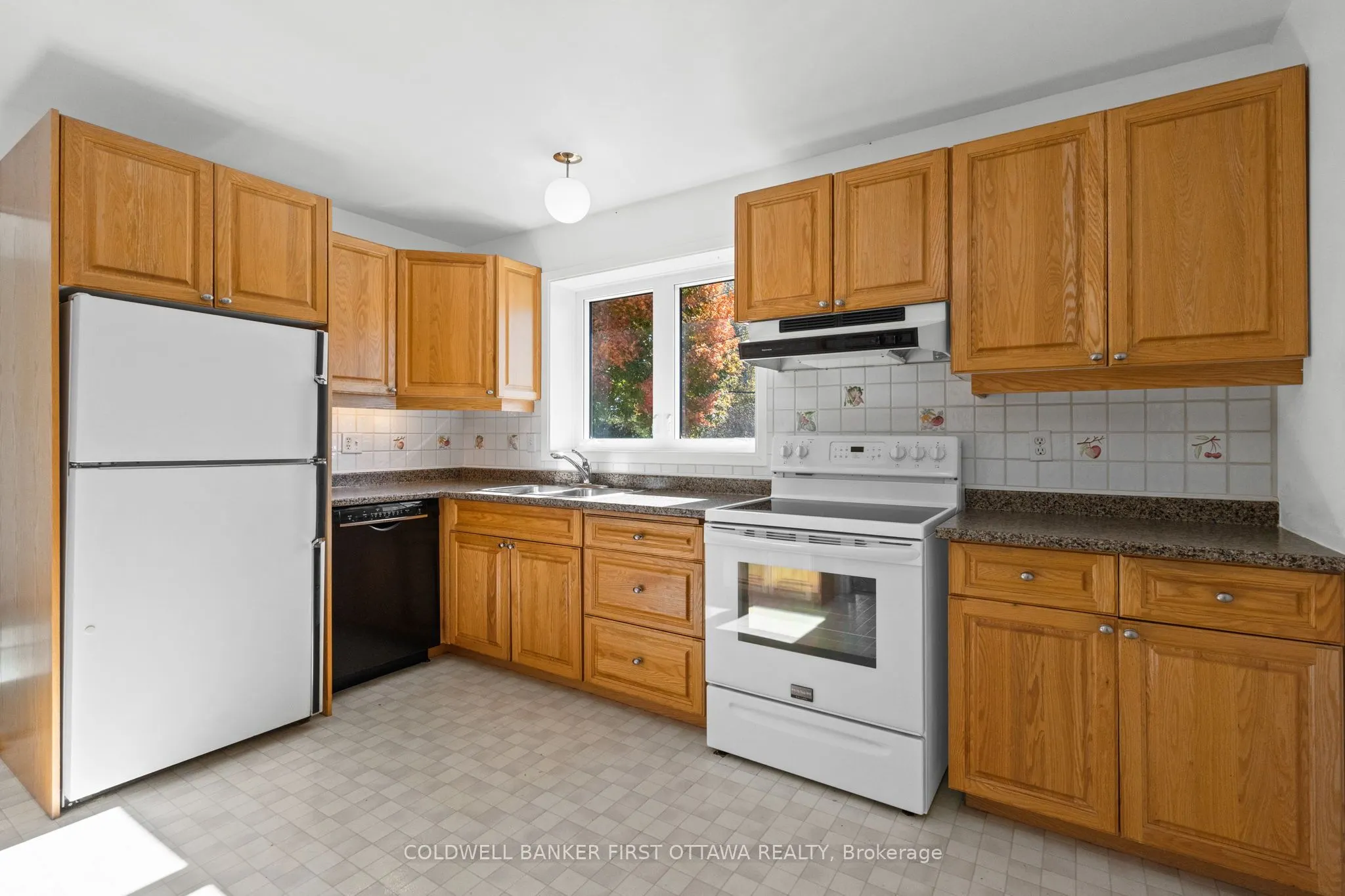 7 Middlewood Court
