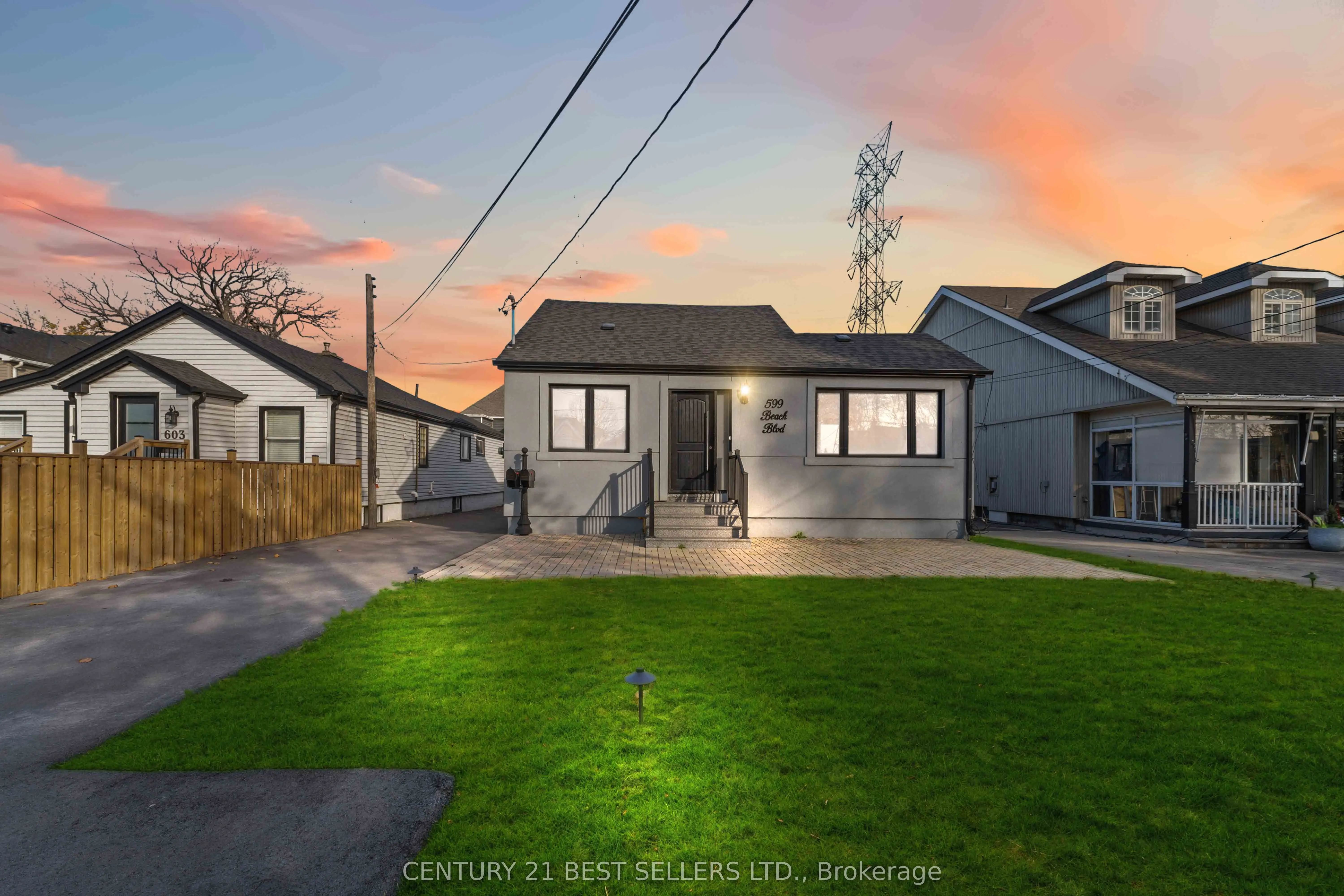 599 Beach Boulevard, #A