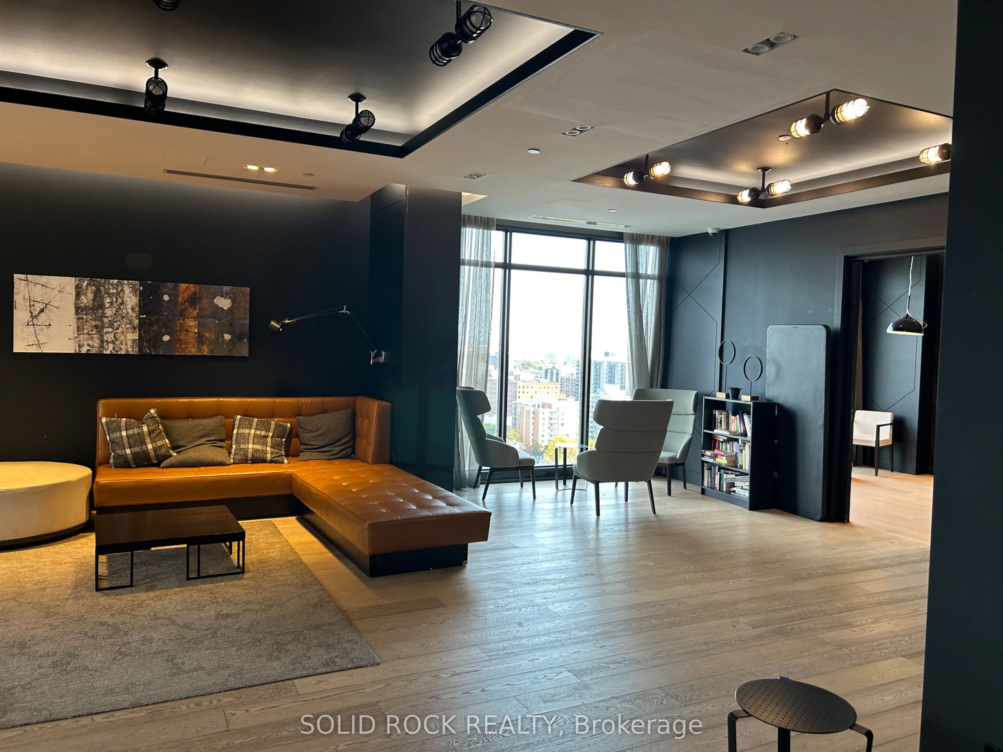 255 Bay Street, #213