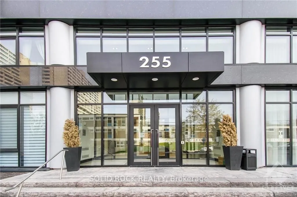 255 Bay Street, #213
