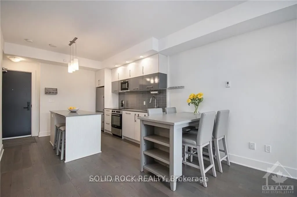 255 Bay Street, #213