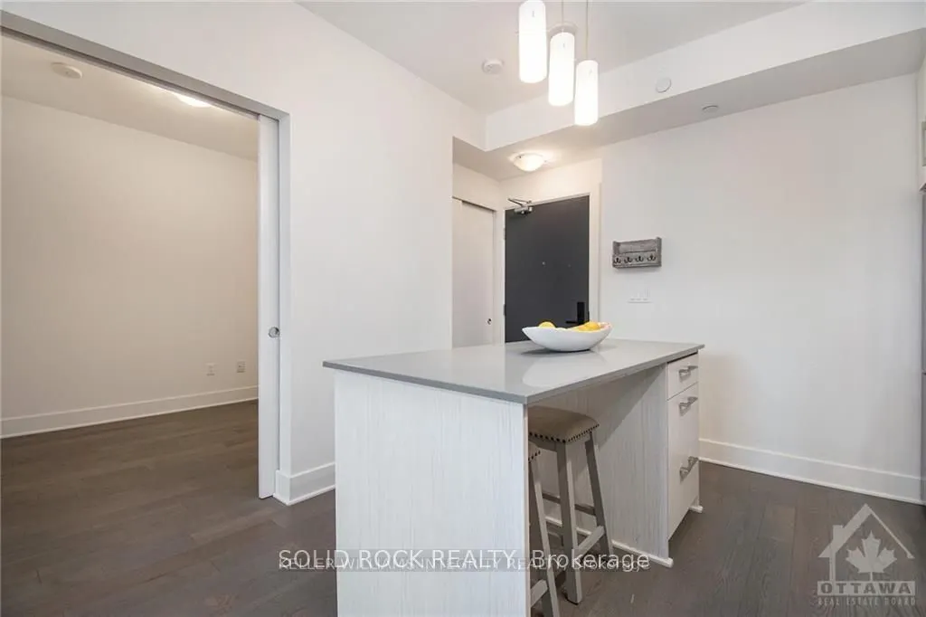 255 Bay Street, #213