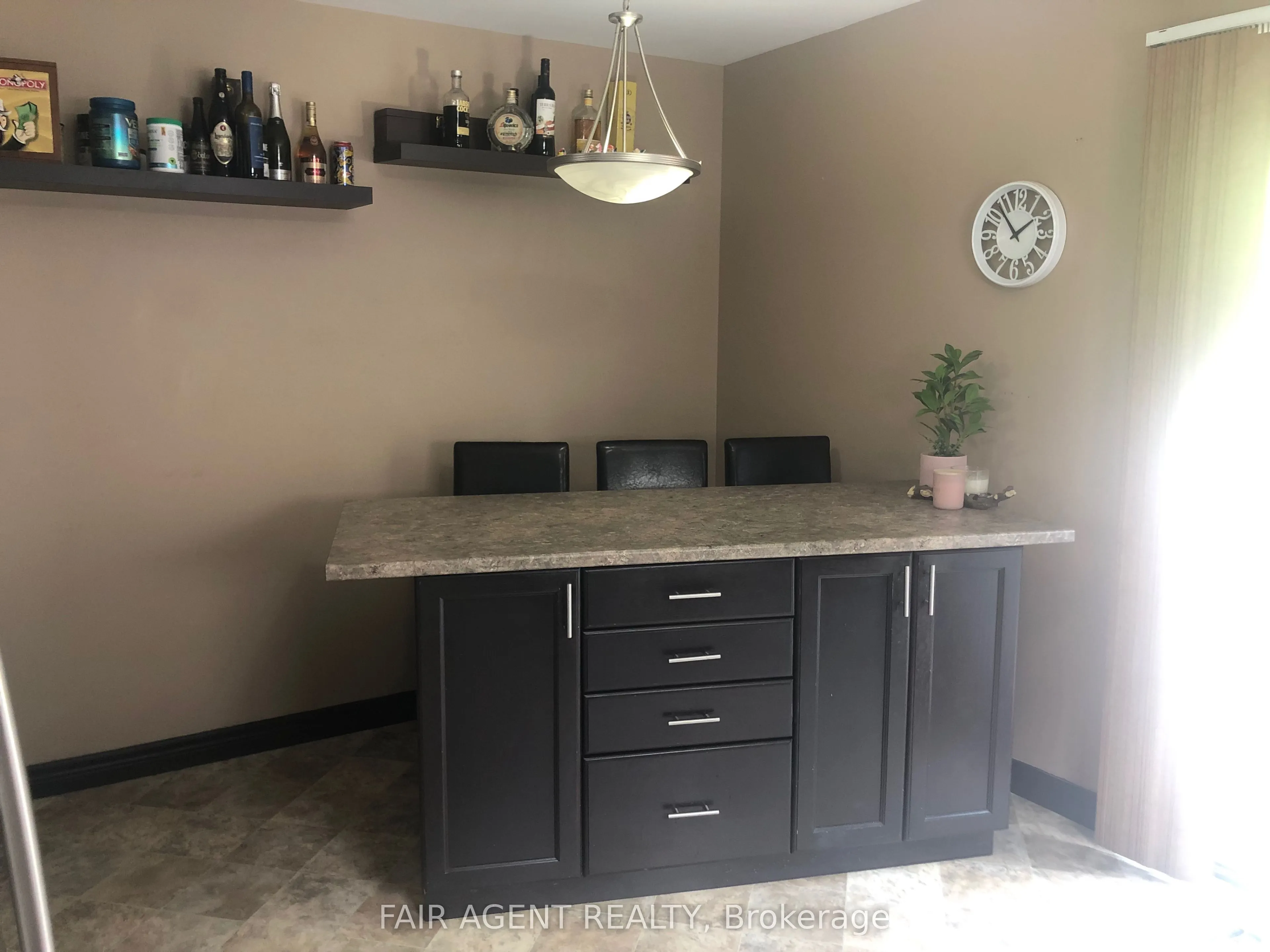 562 Erinbrook Drive