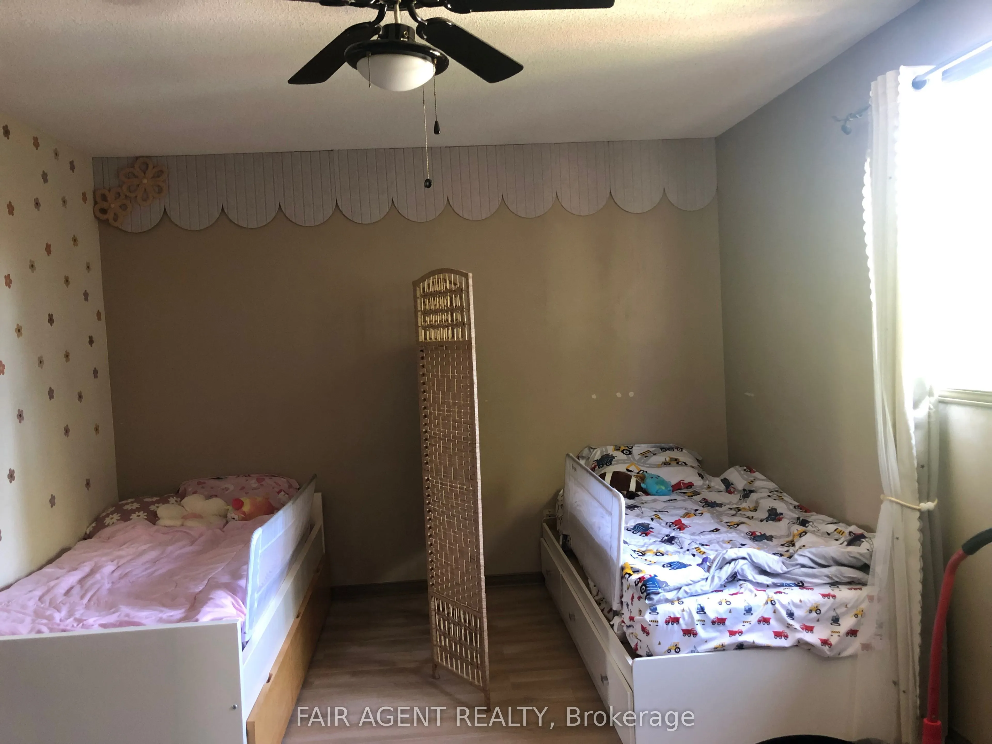 562 Erinbrook Drive