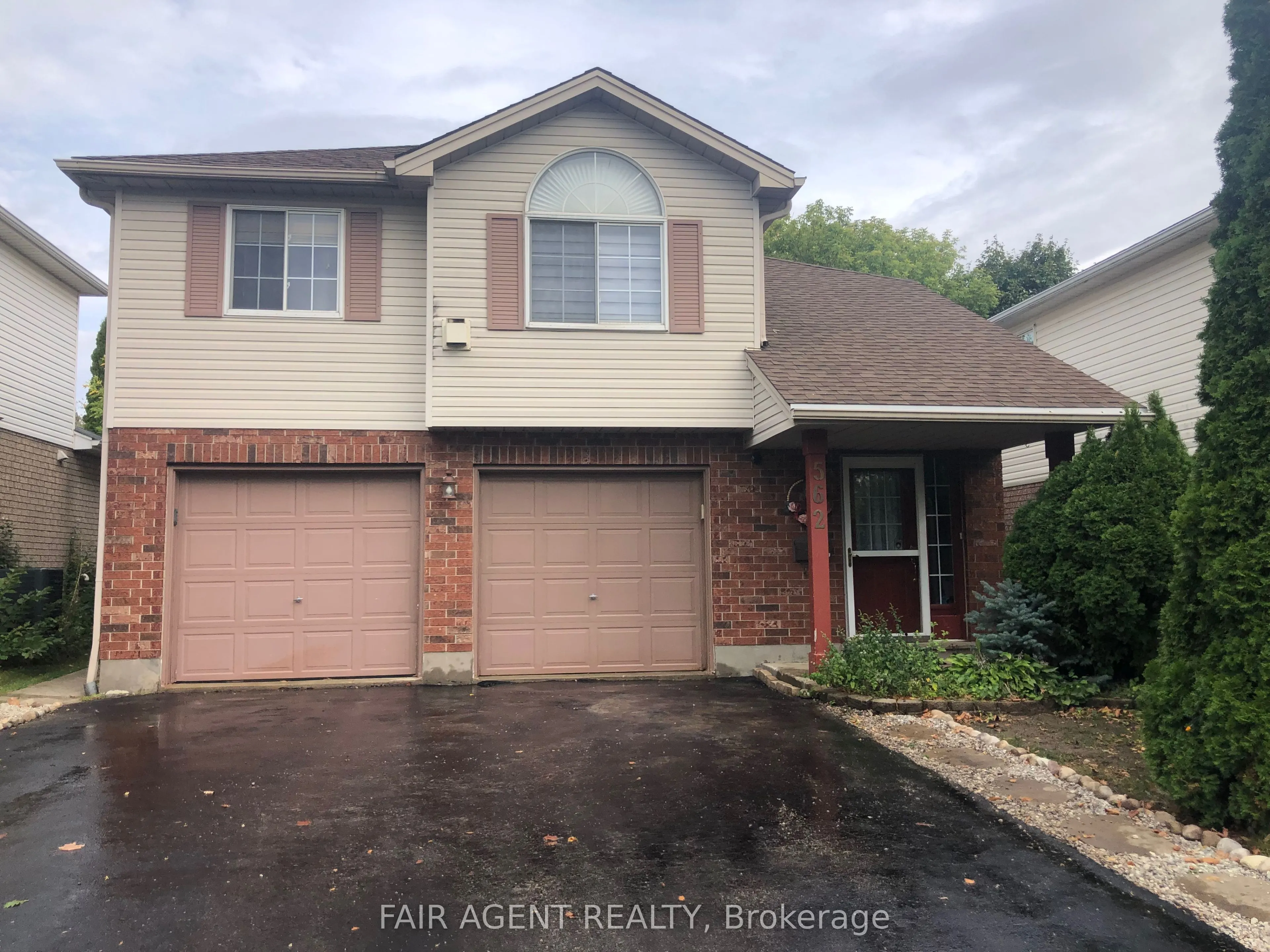 562 Erinbrook Drive