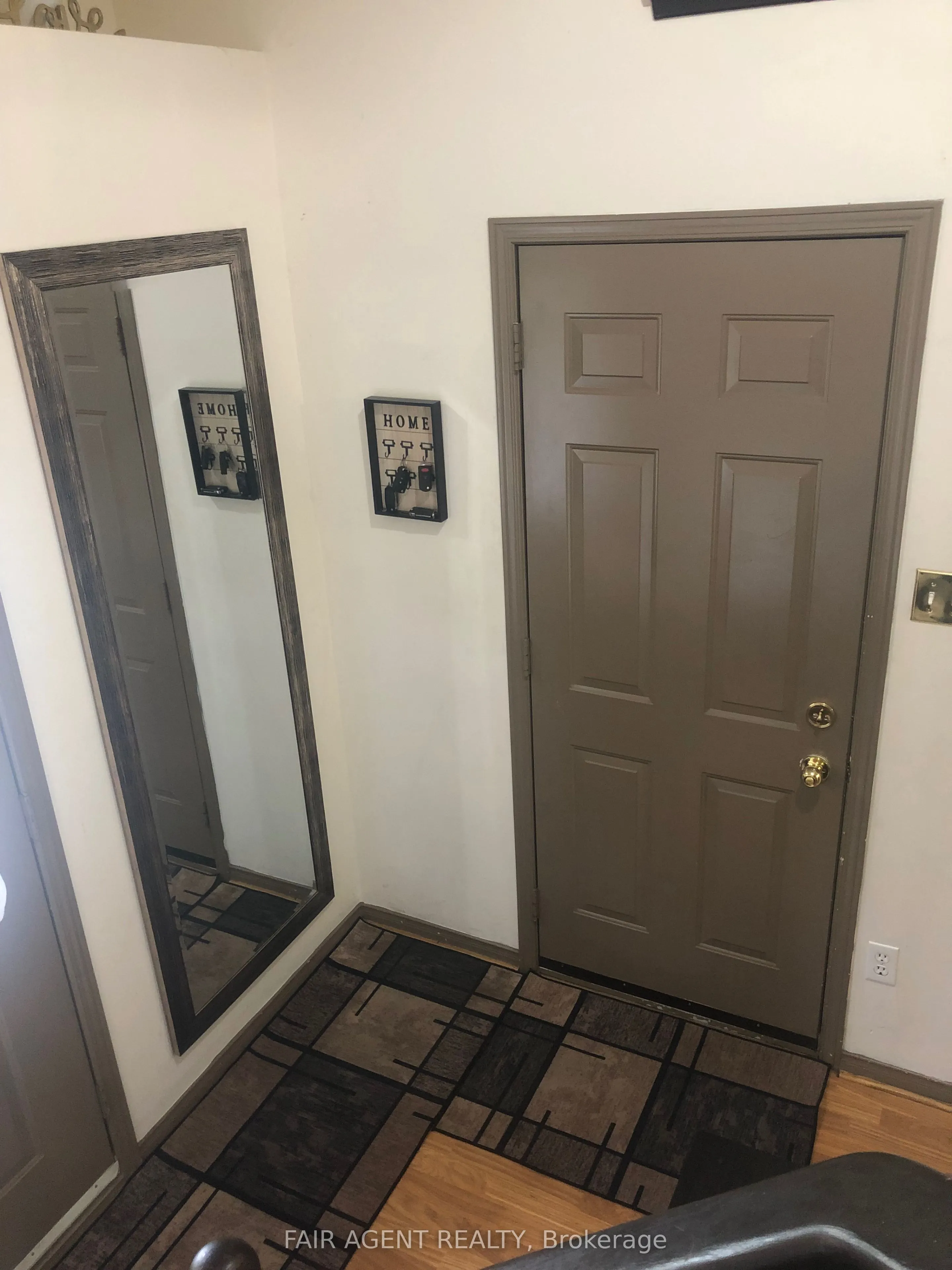 562 Erinbrook Drive