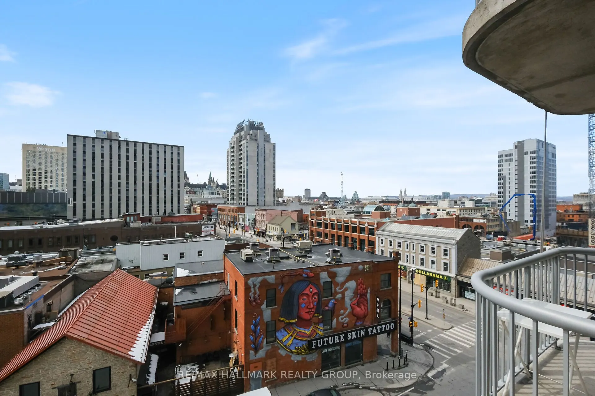 200 Rideau Street, #706