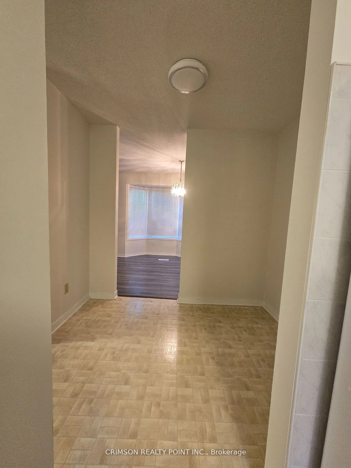 122 Bunting Road, #98