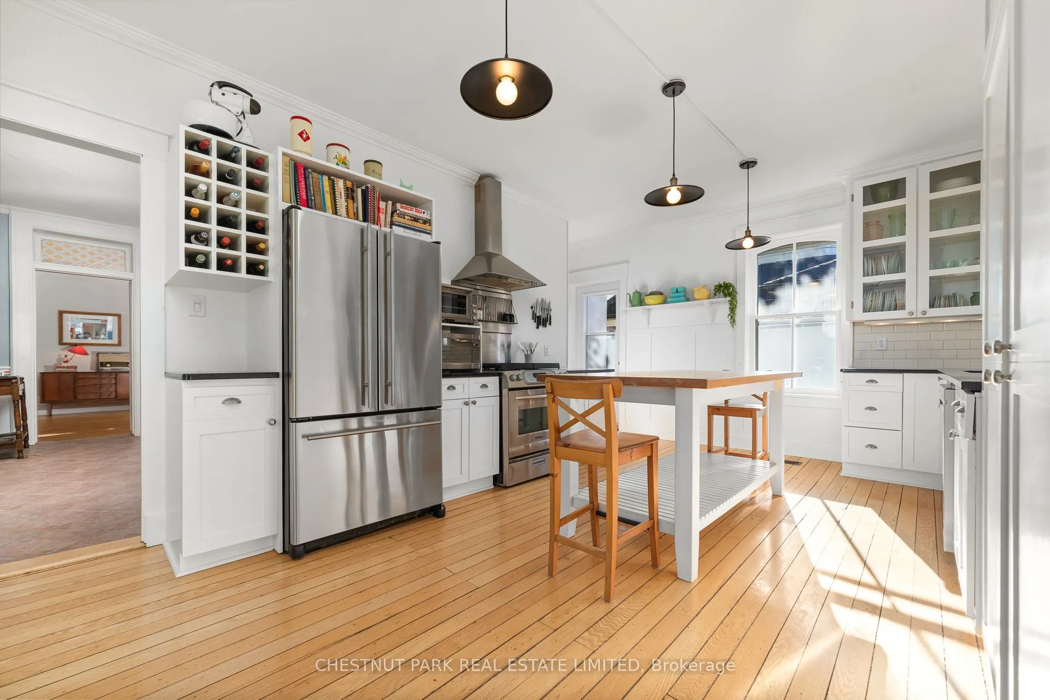 25 Picton Main Street