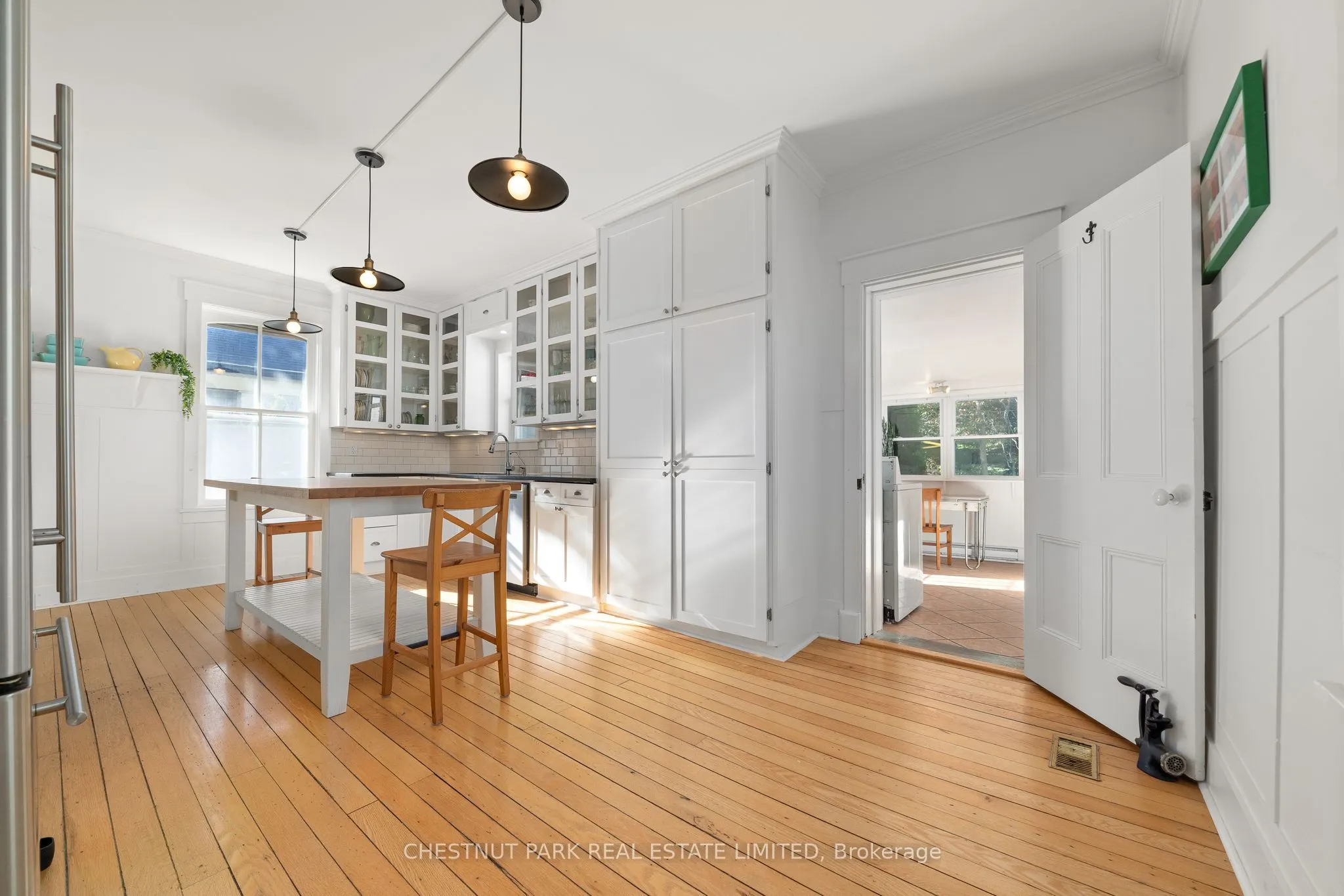 25 Picton Main Street