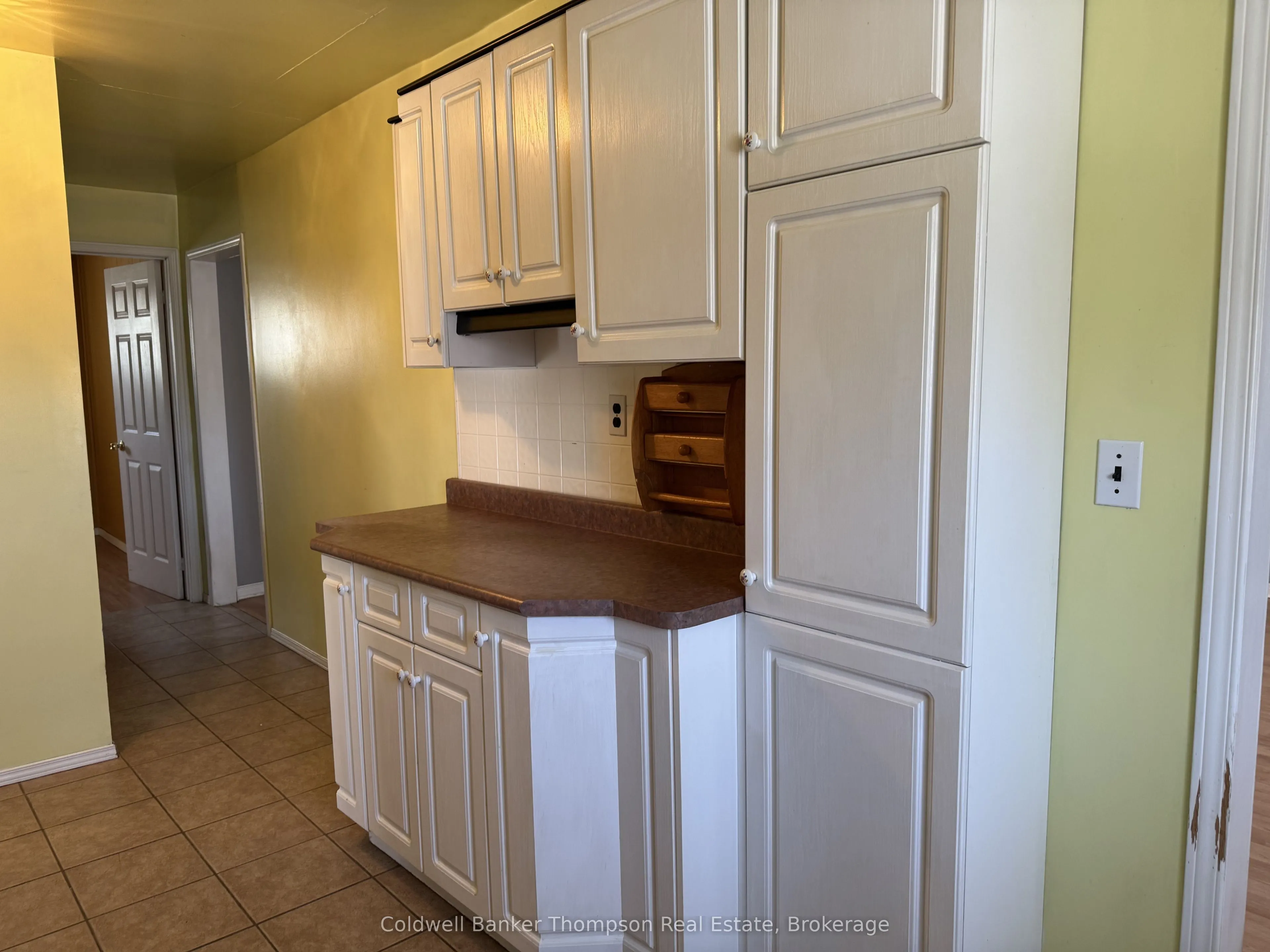 2508 Highway 518 Highway W