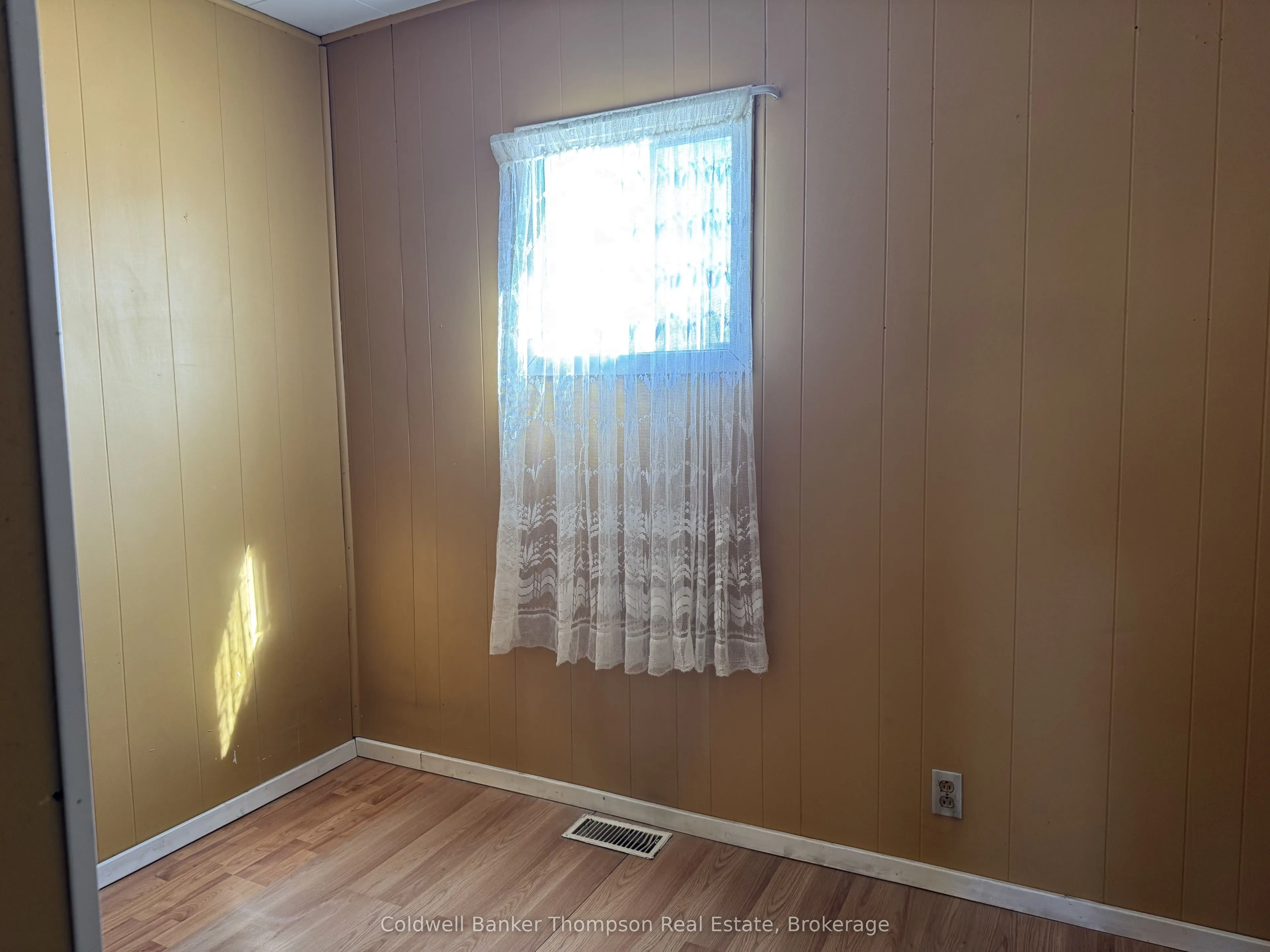 2508 Highway 518 Highway W