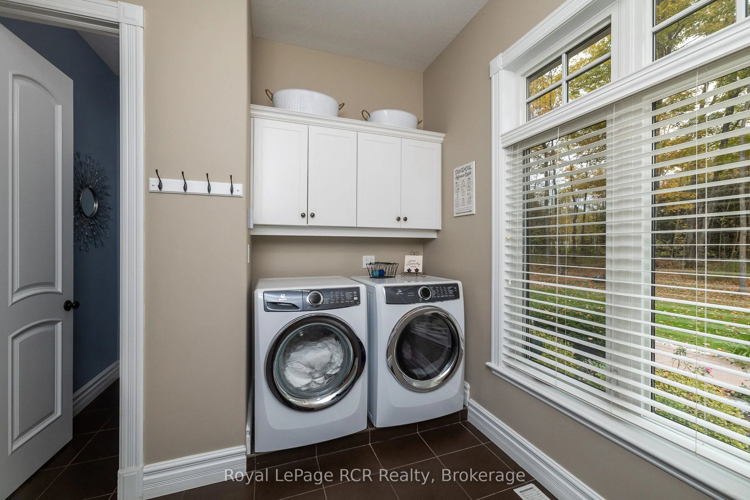 414498 Baseline Road