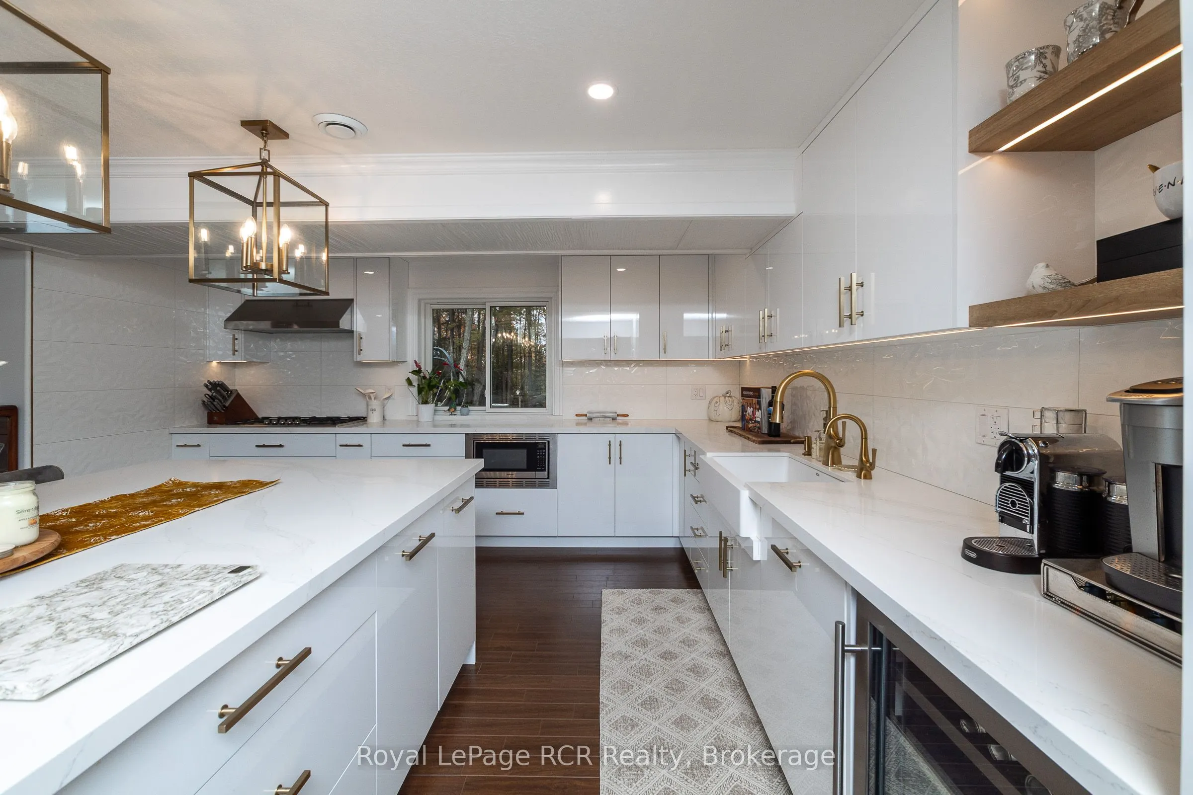 414498 Baseline Road