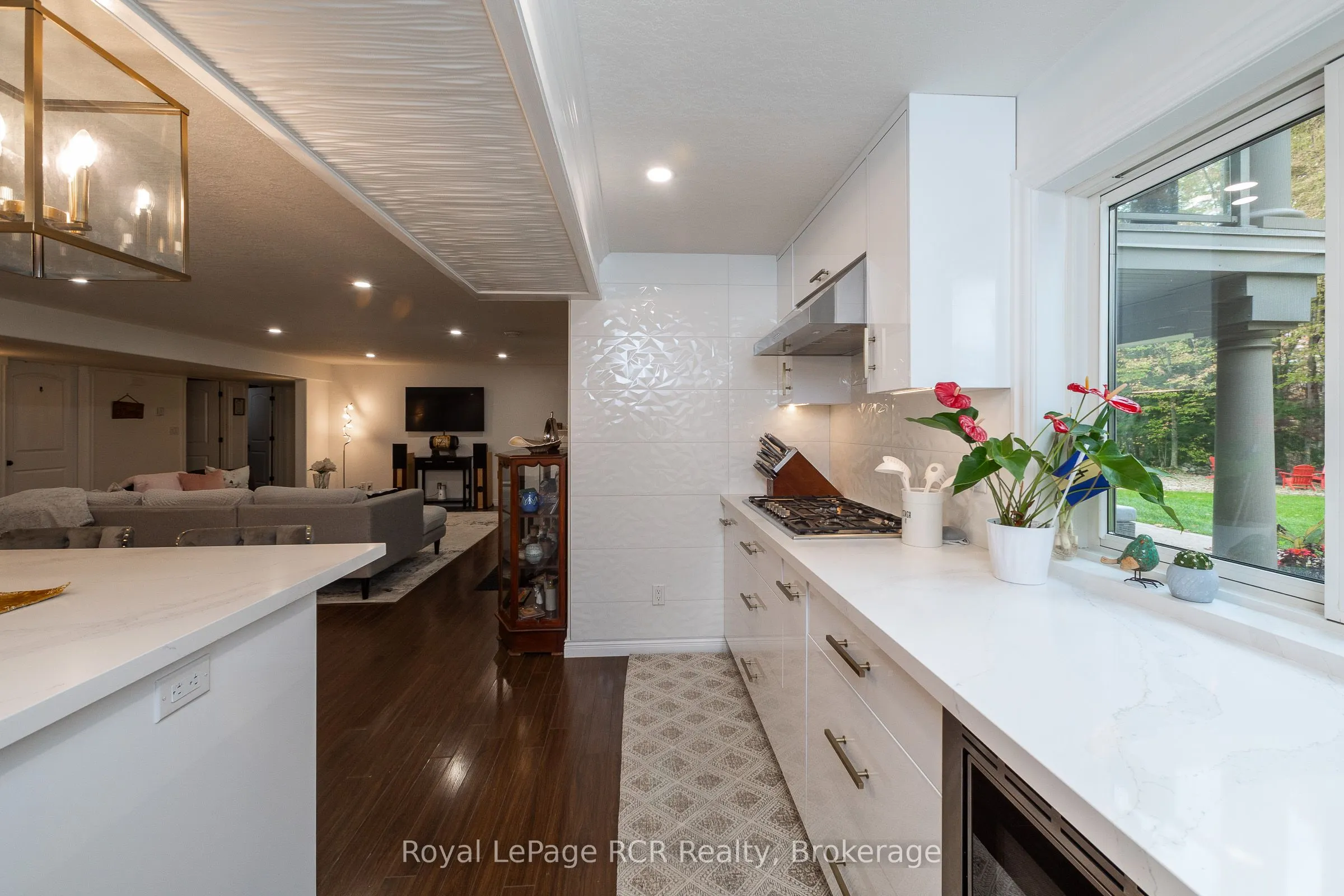 414498 Baseline Road