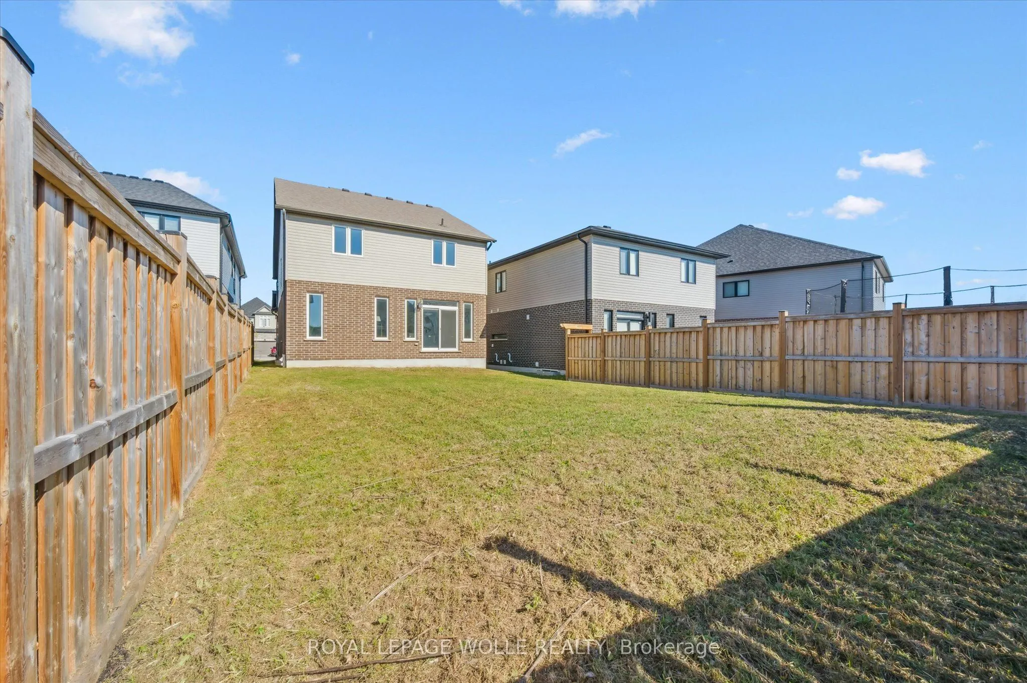 916 Valencia Court