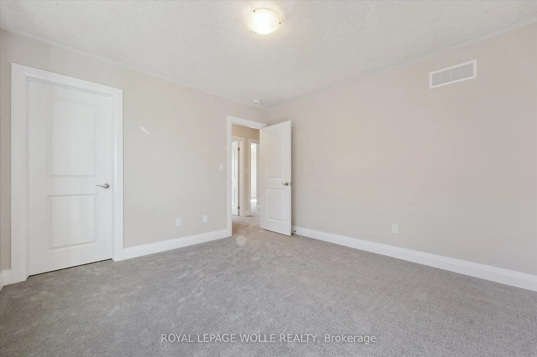 916 Valencia Court