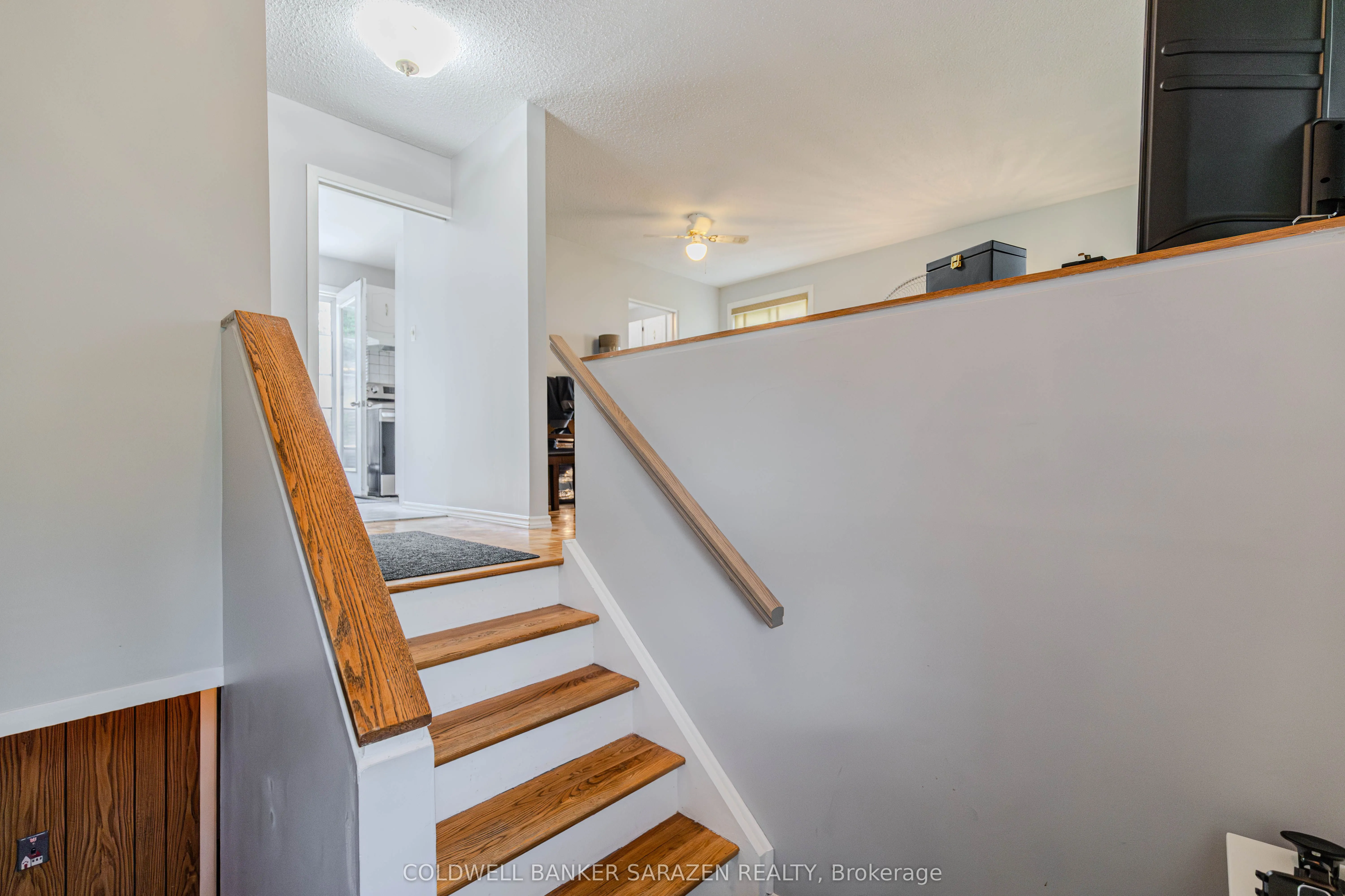 6535 RIDEAU VALLEY Drive N