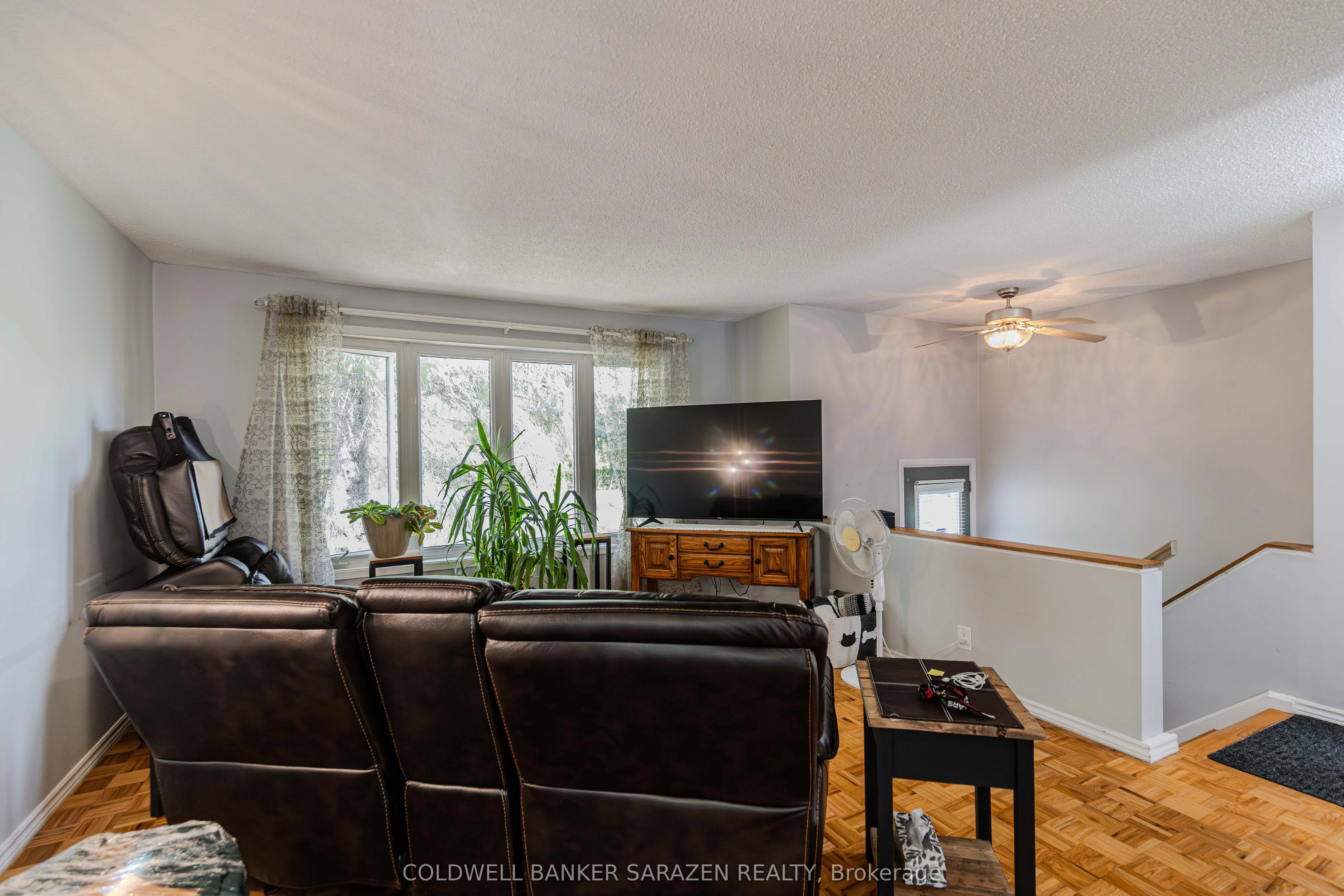 6535 RIDEAU VALLEY Drive N