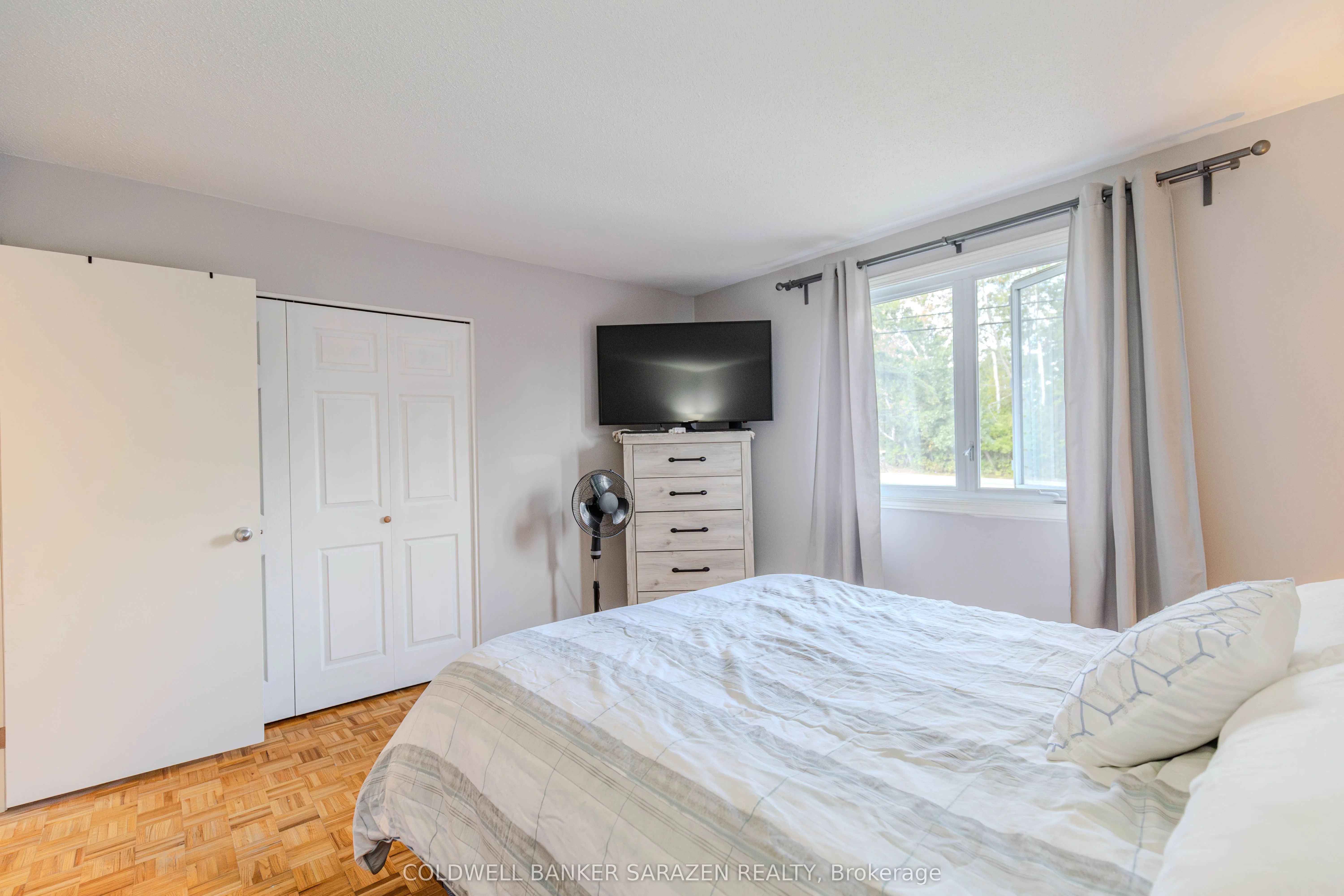 6535 RIDEAU VALLEY Drive N