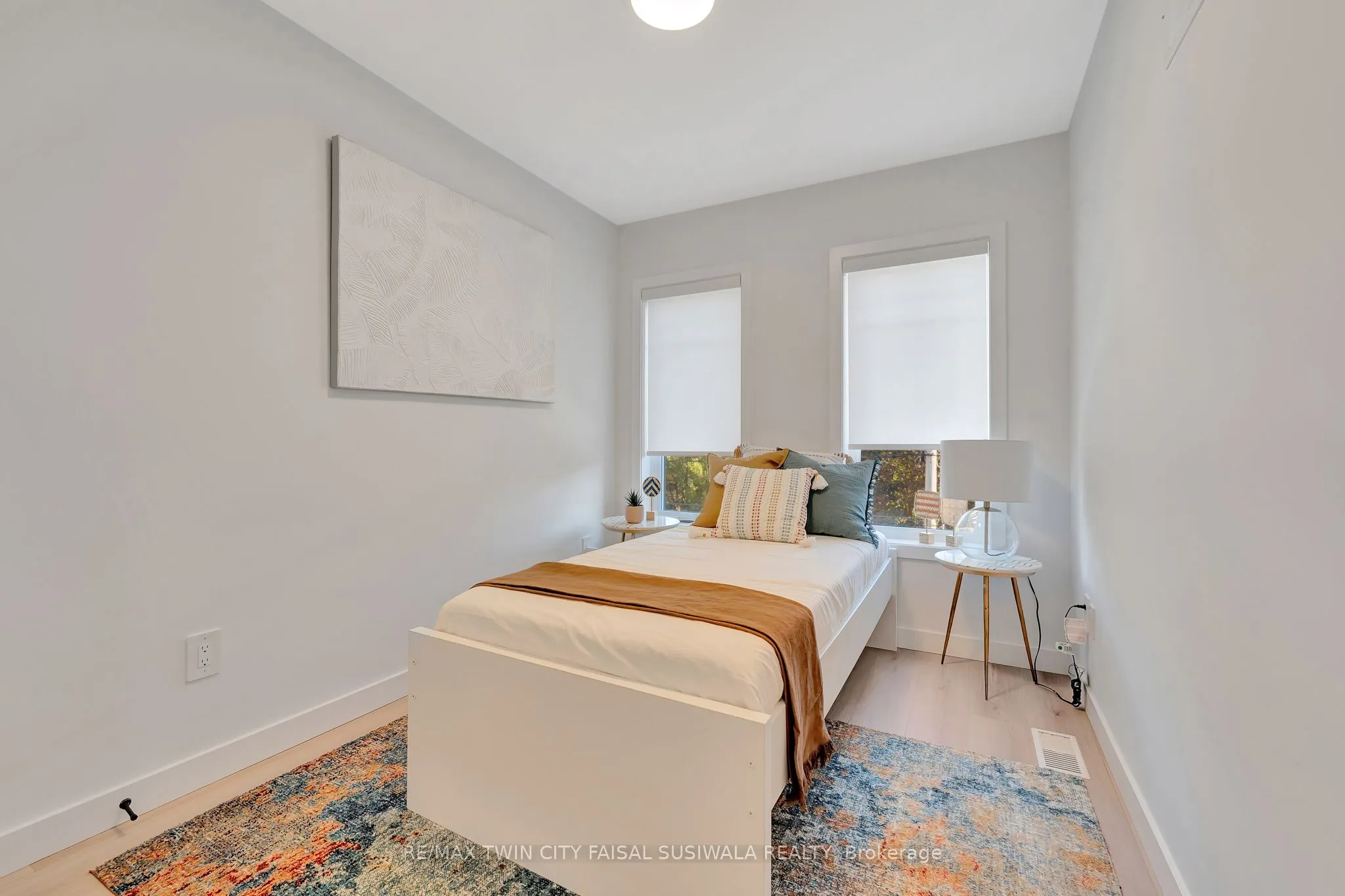 33 MILL Street, #33