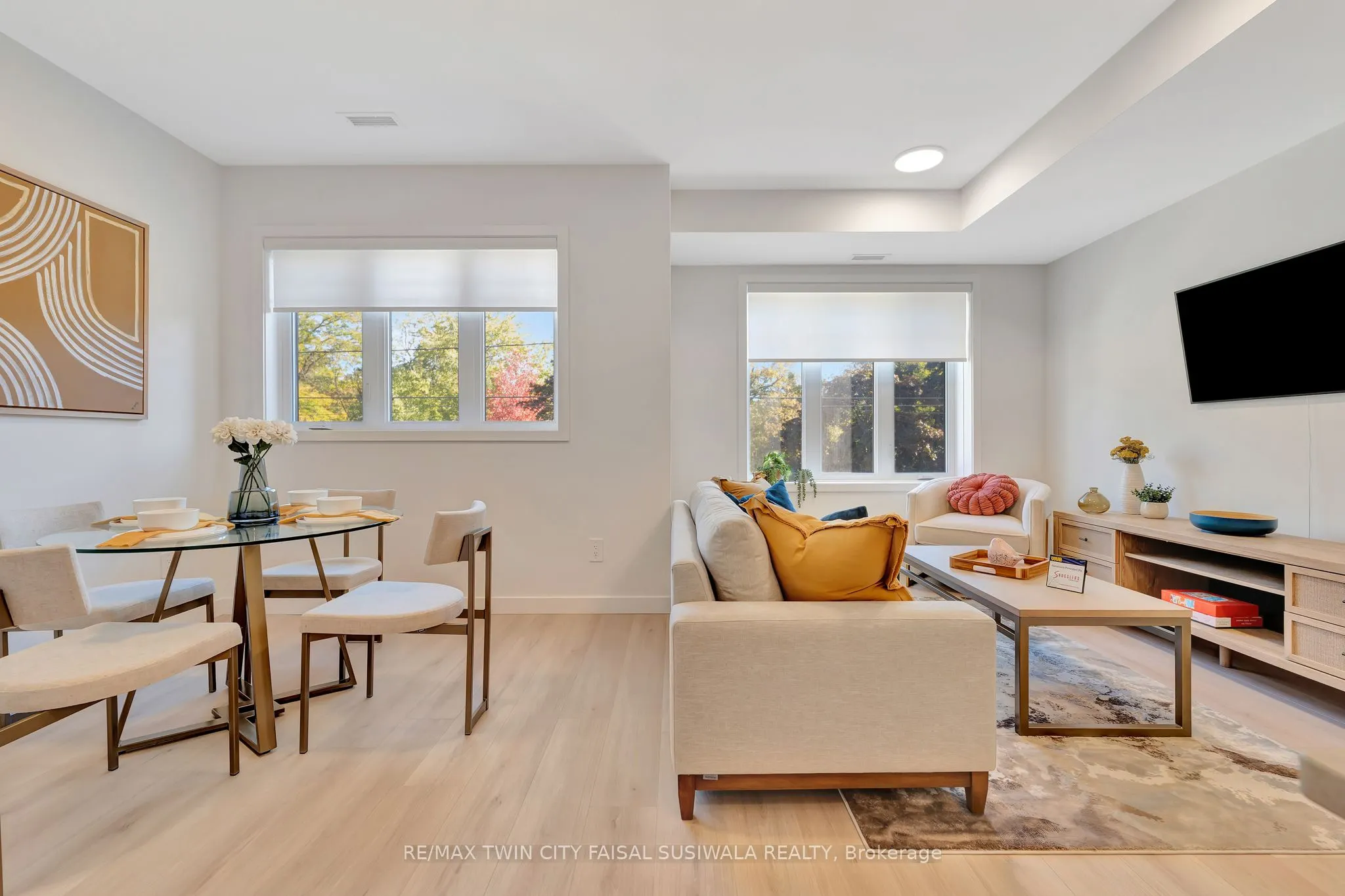 33 MILL Street, #33
