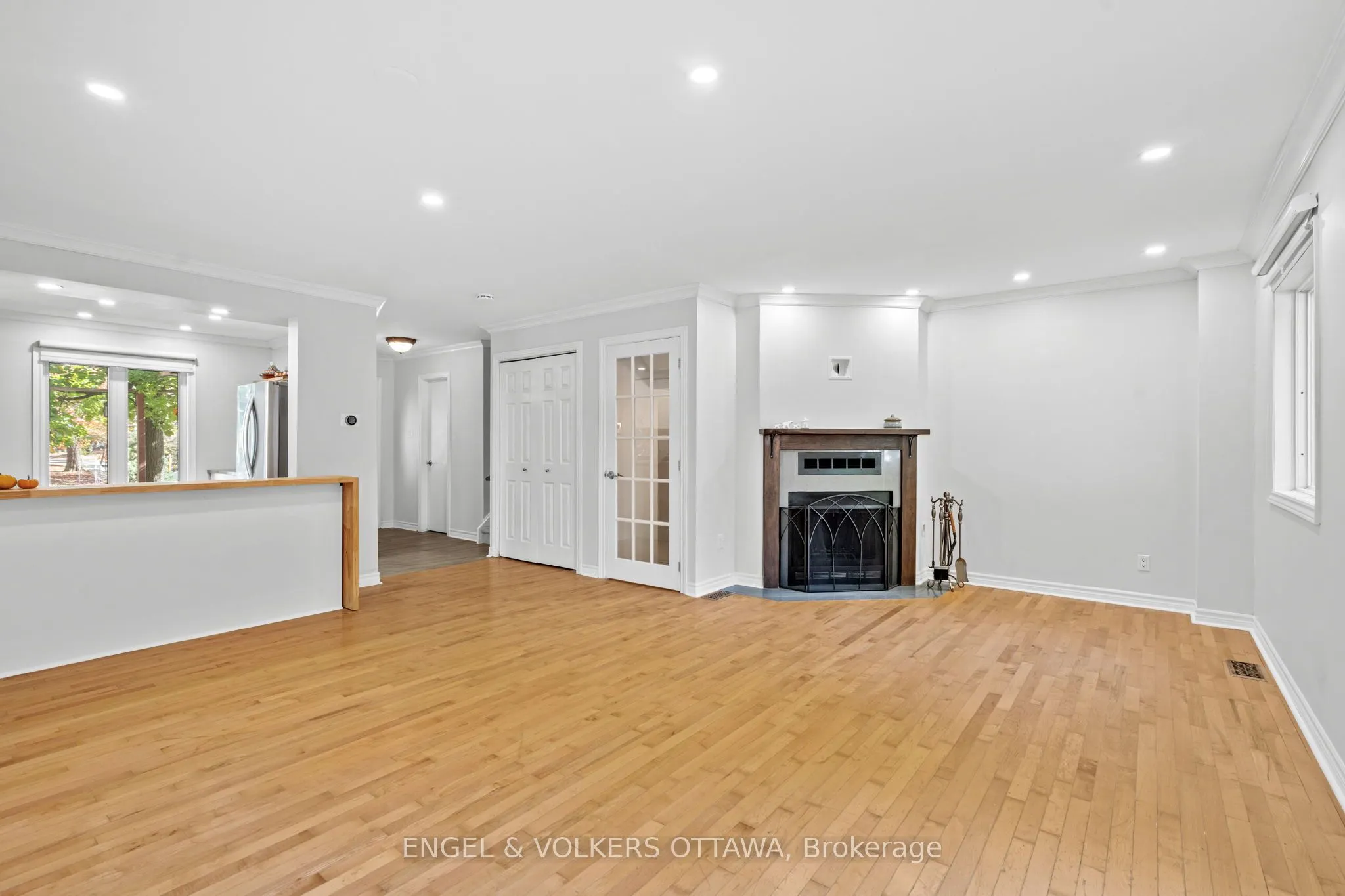 1540 Mimosa Avenue