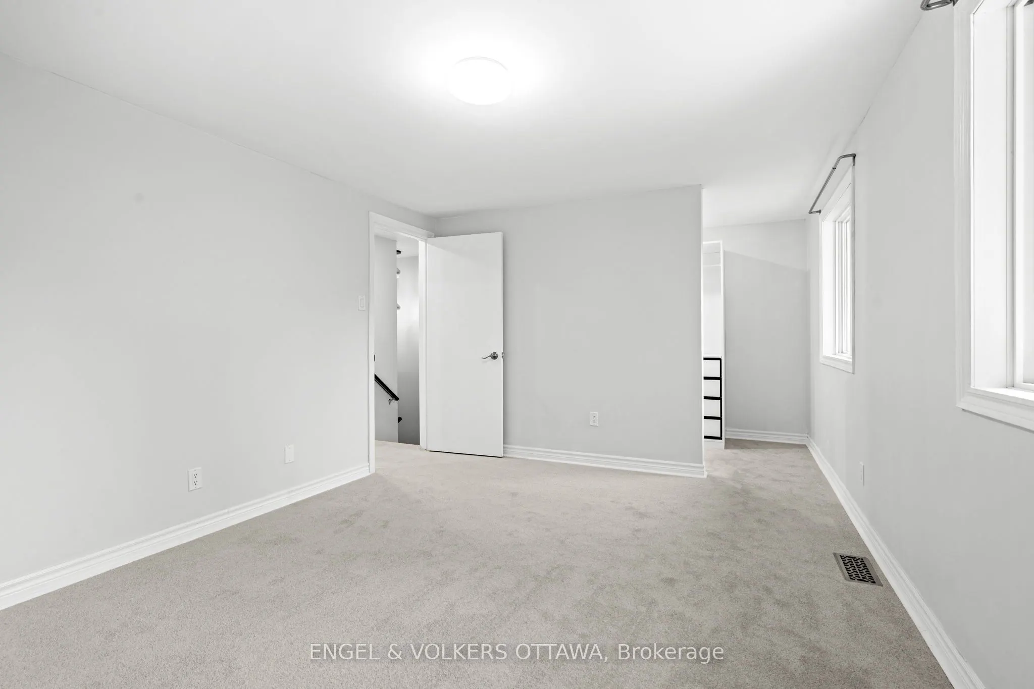 1540 Mimosa Avenue