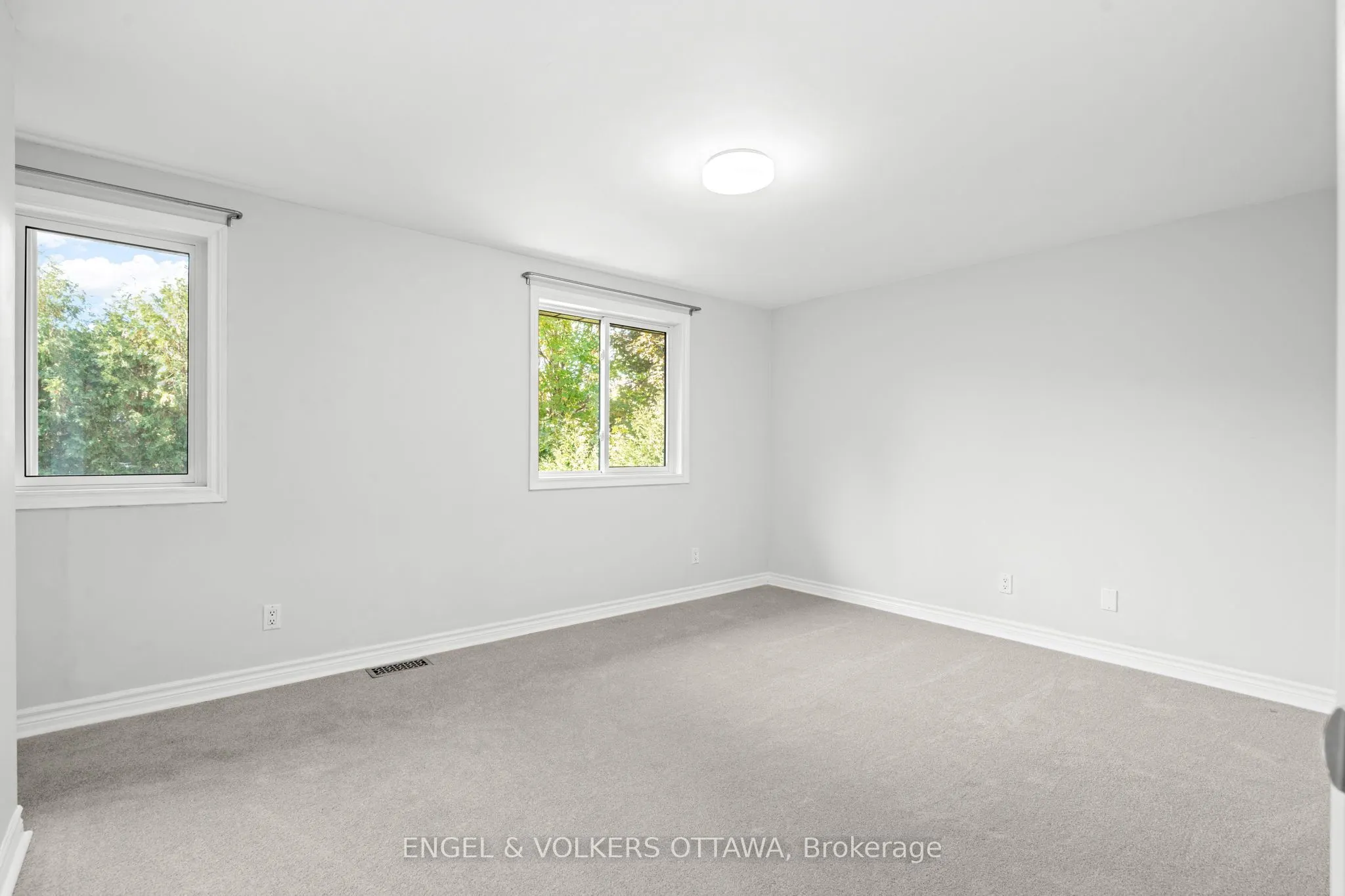 1540 Mimosa Avenue