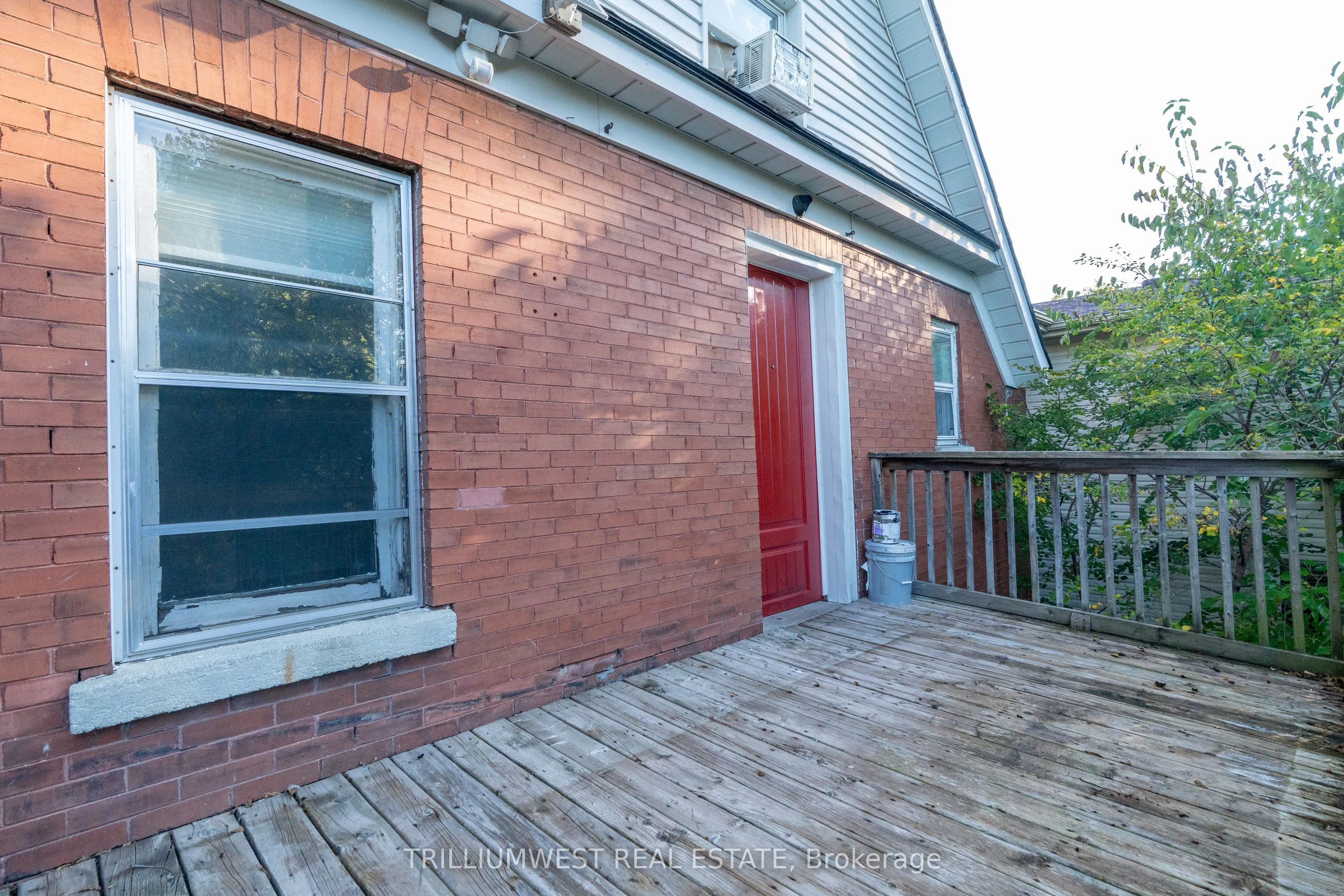63 Highland Road, #Upper