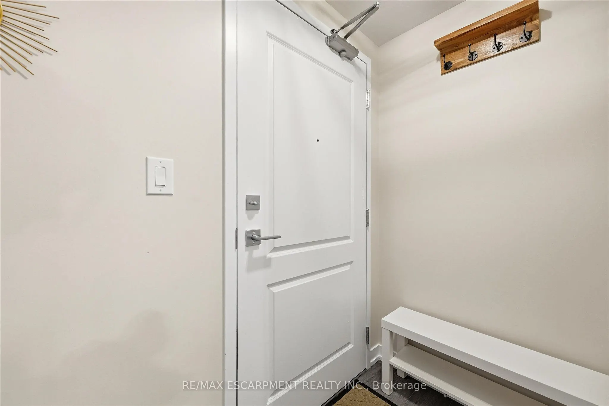 470 Dundas Street E, #613