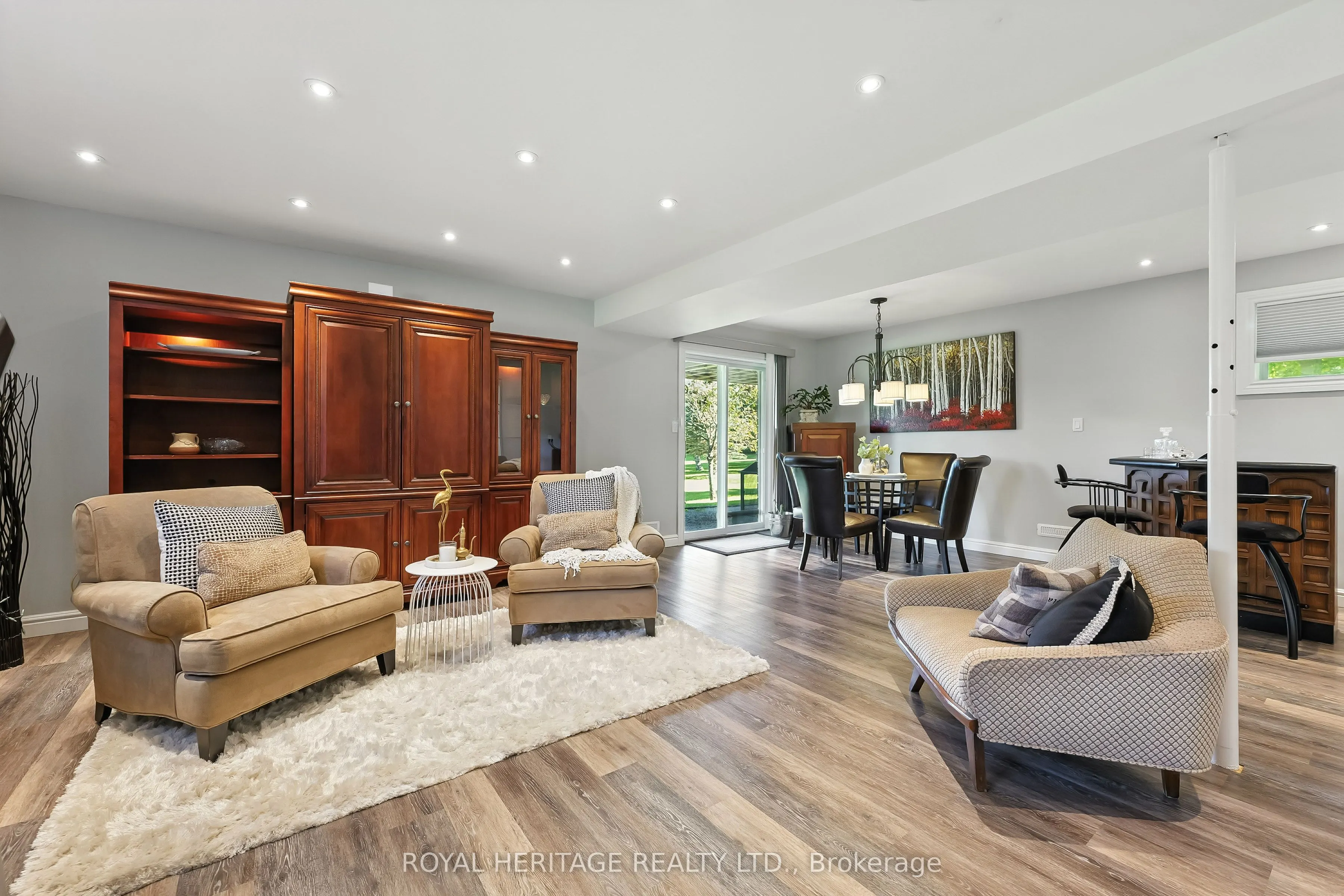 115 St Marys Court N