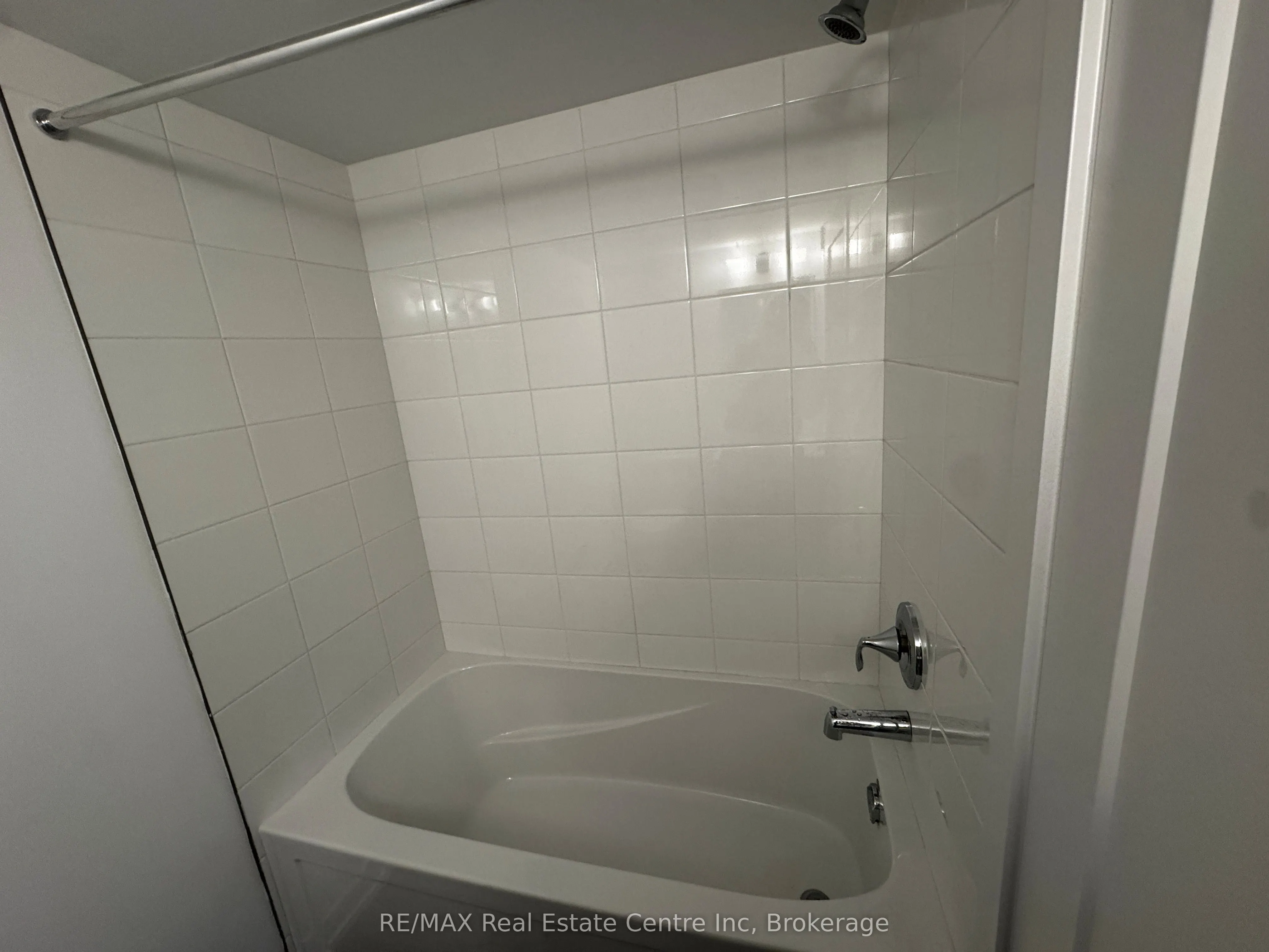 940 St David Street N, #93