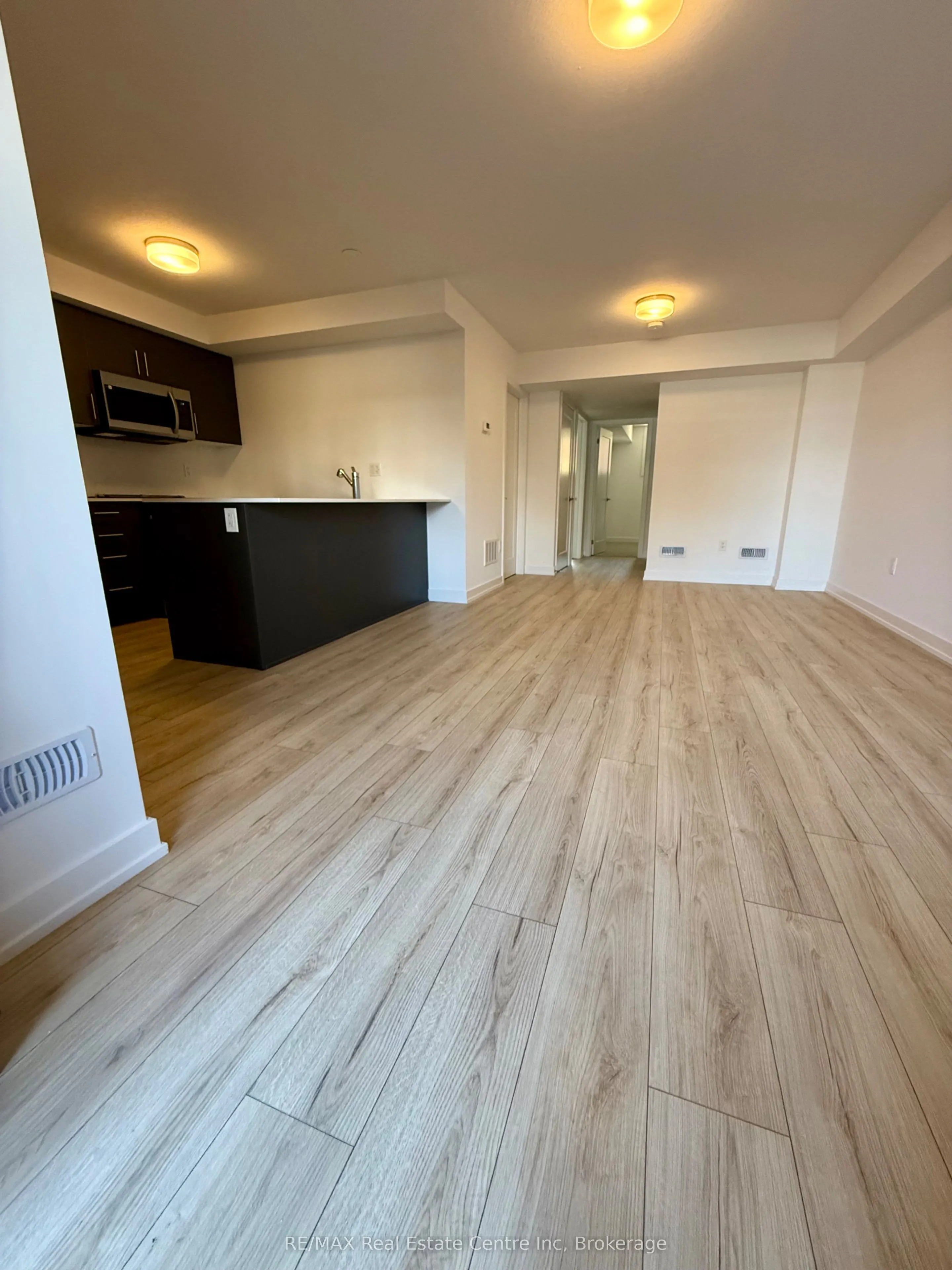 940 St David Street N, #93