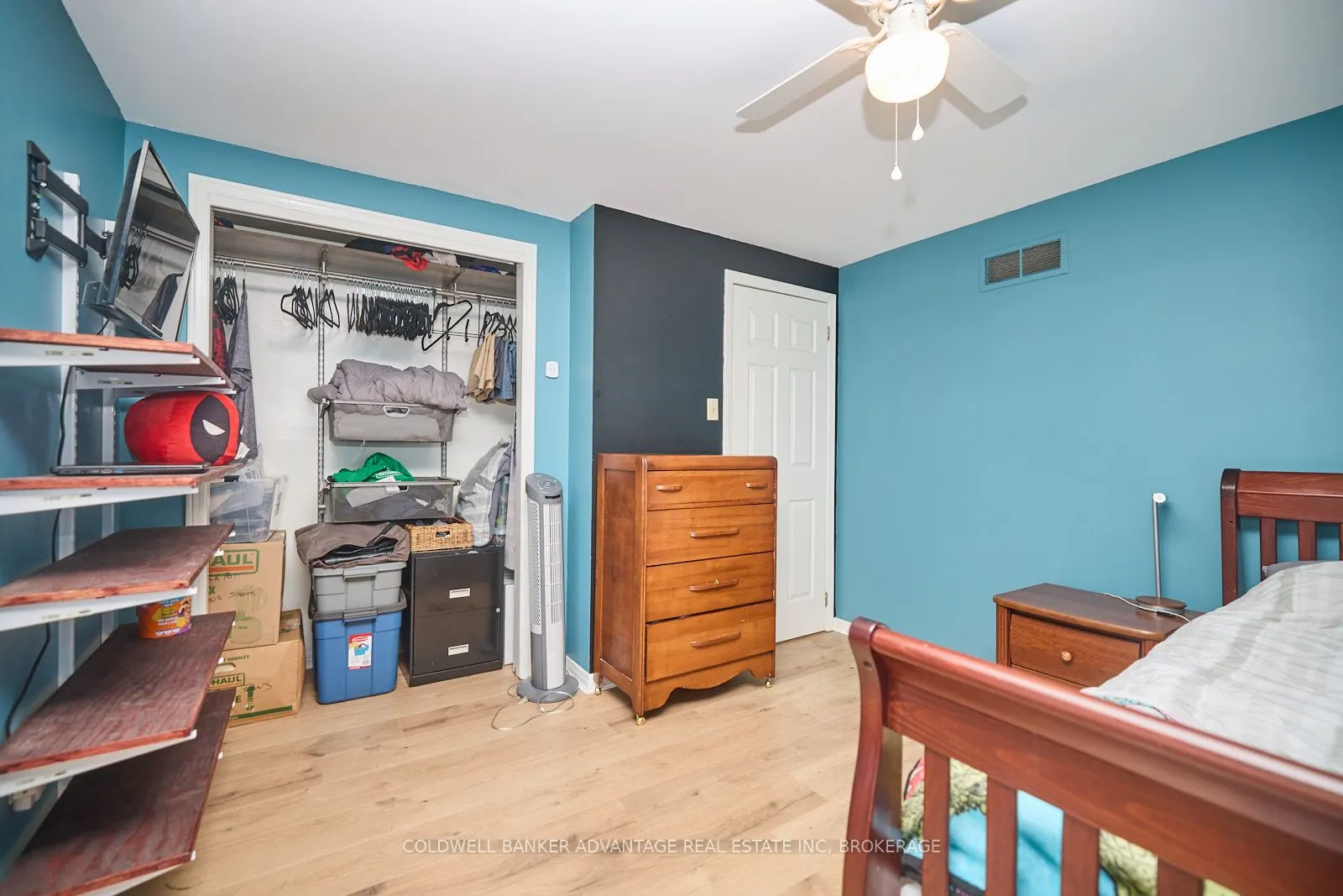 33 Naples Court