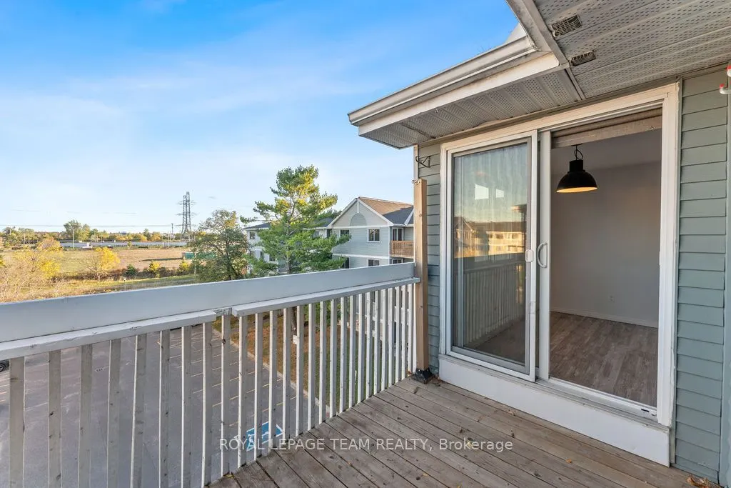 214 Viewmount Drive, #417