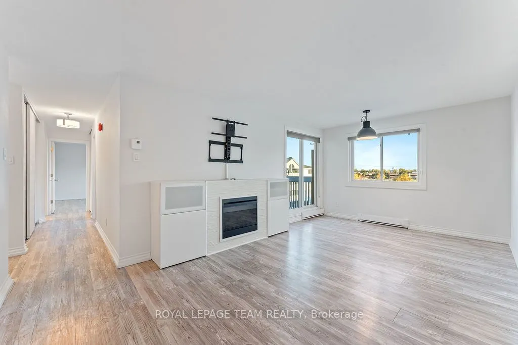 214 Viewmount Drive, #417