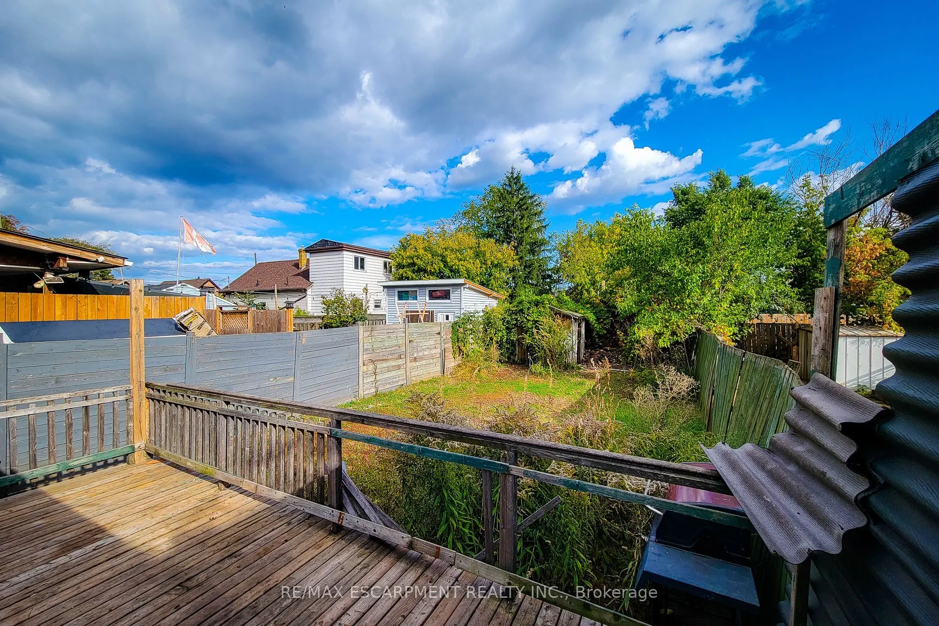 38 Ellis Avenue