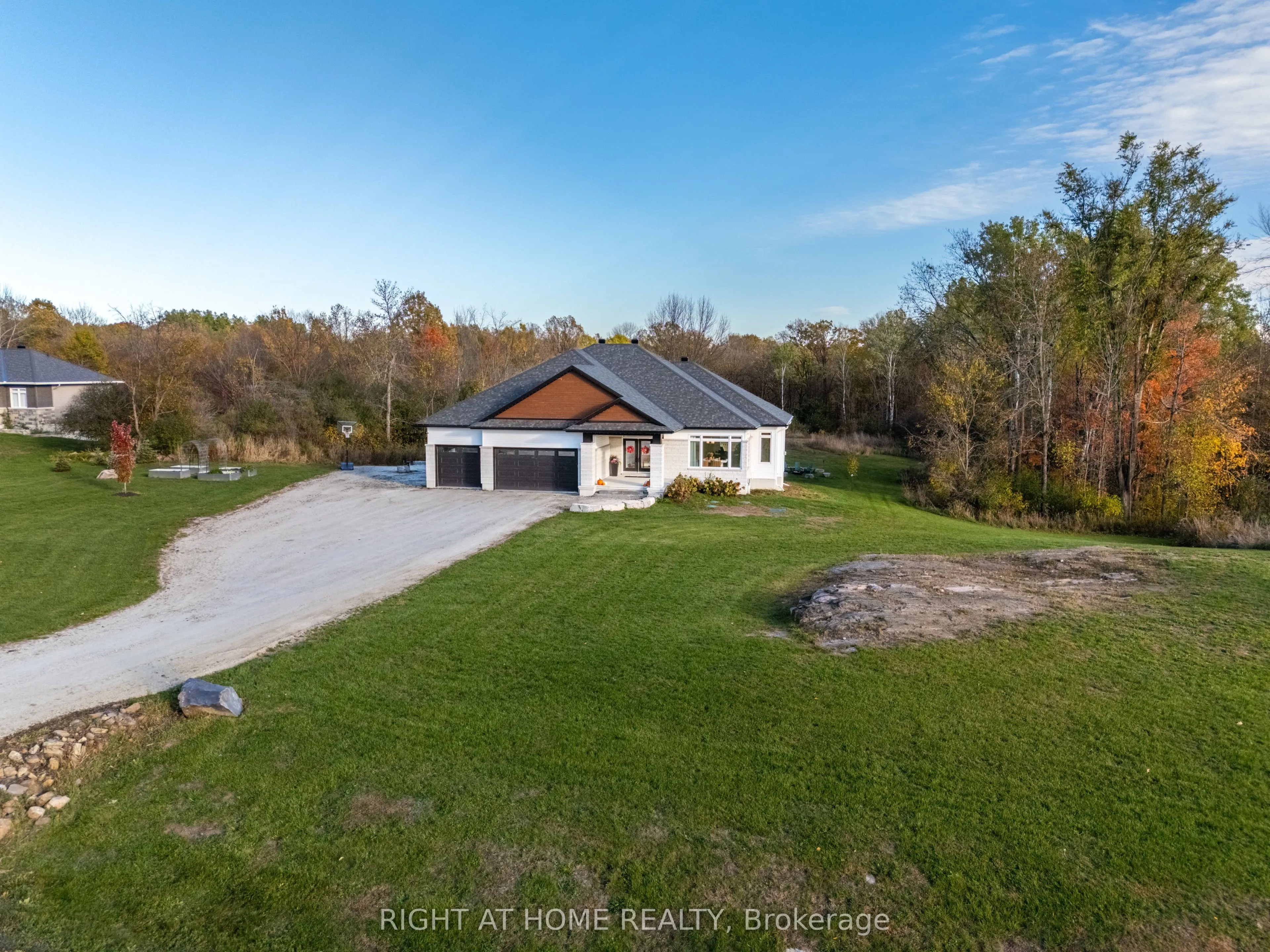 119 Ernest Way