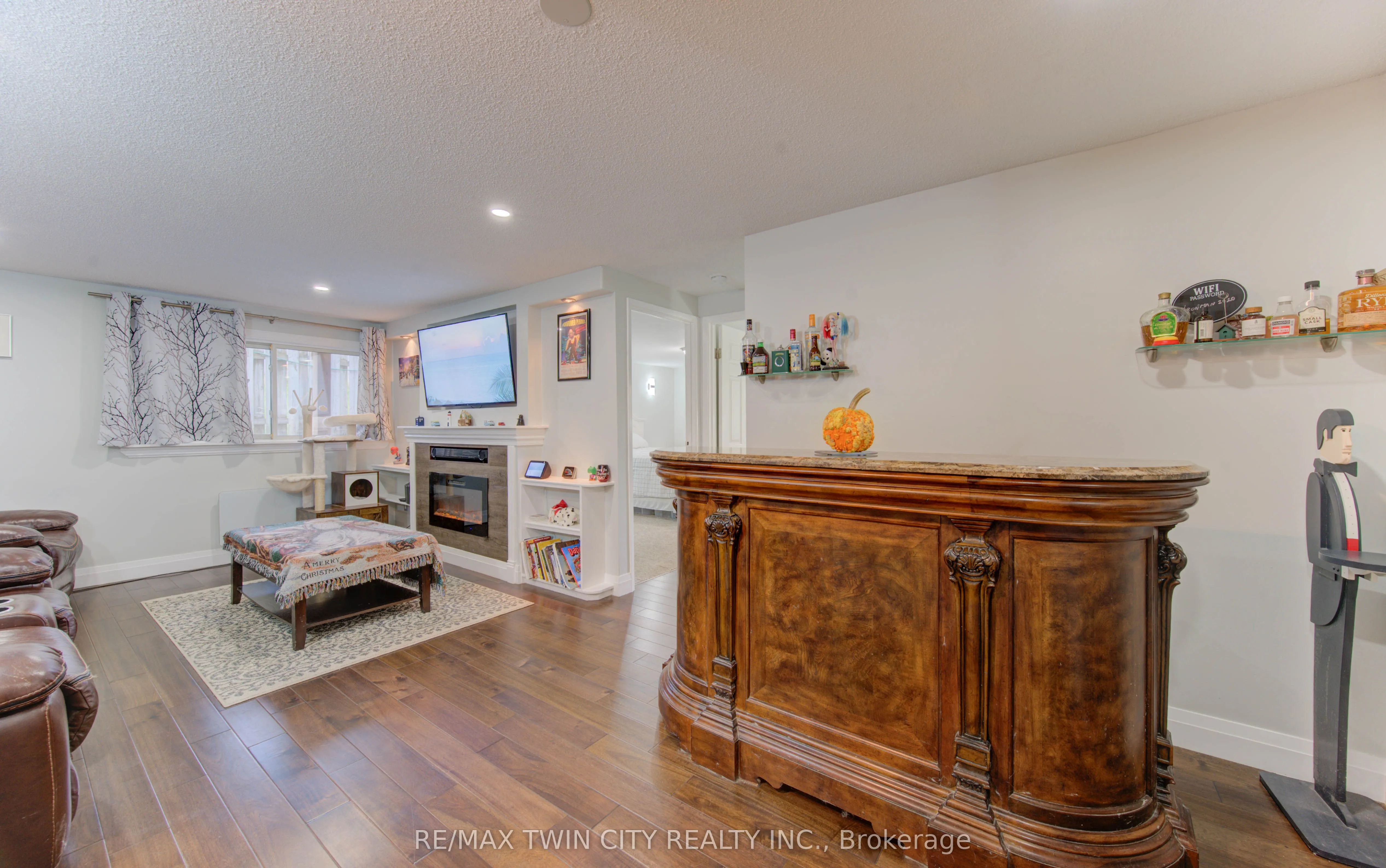 30 BRIDGE Street, #104