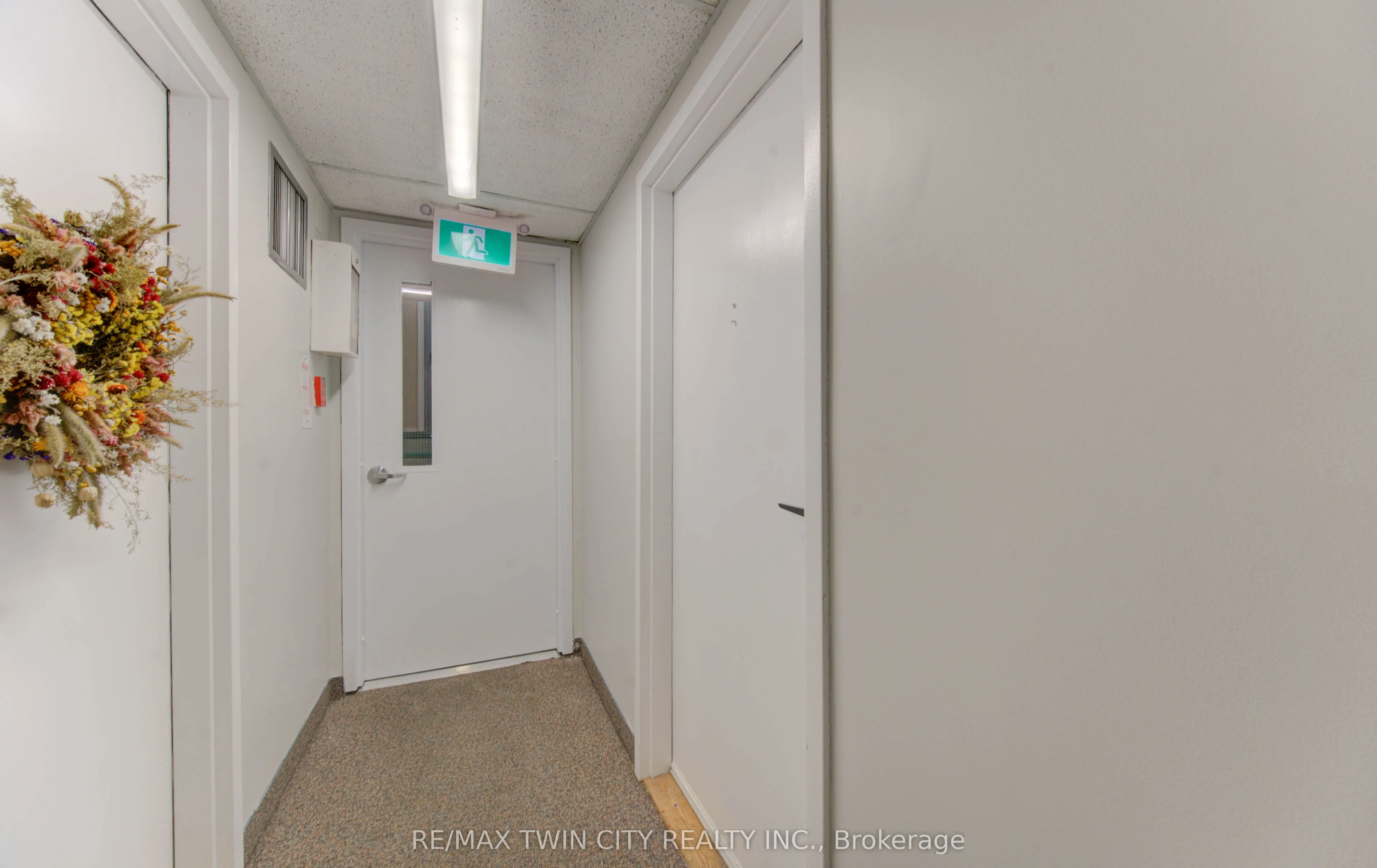 30 BRIDGE Street, #104
