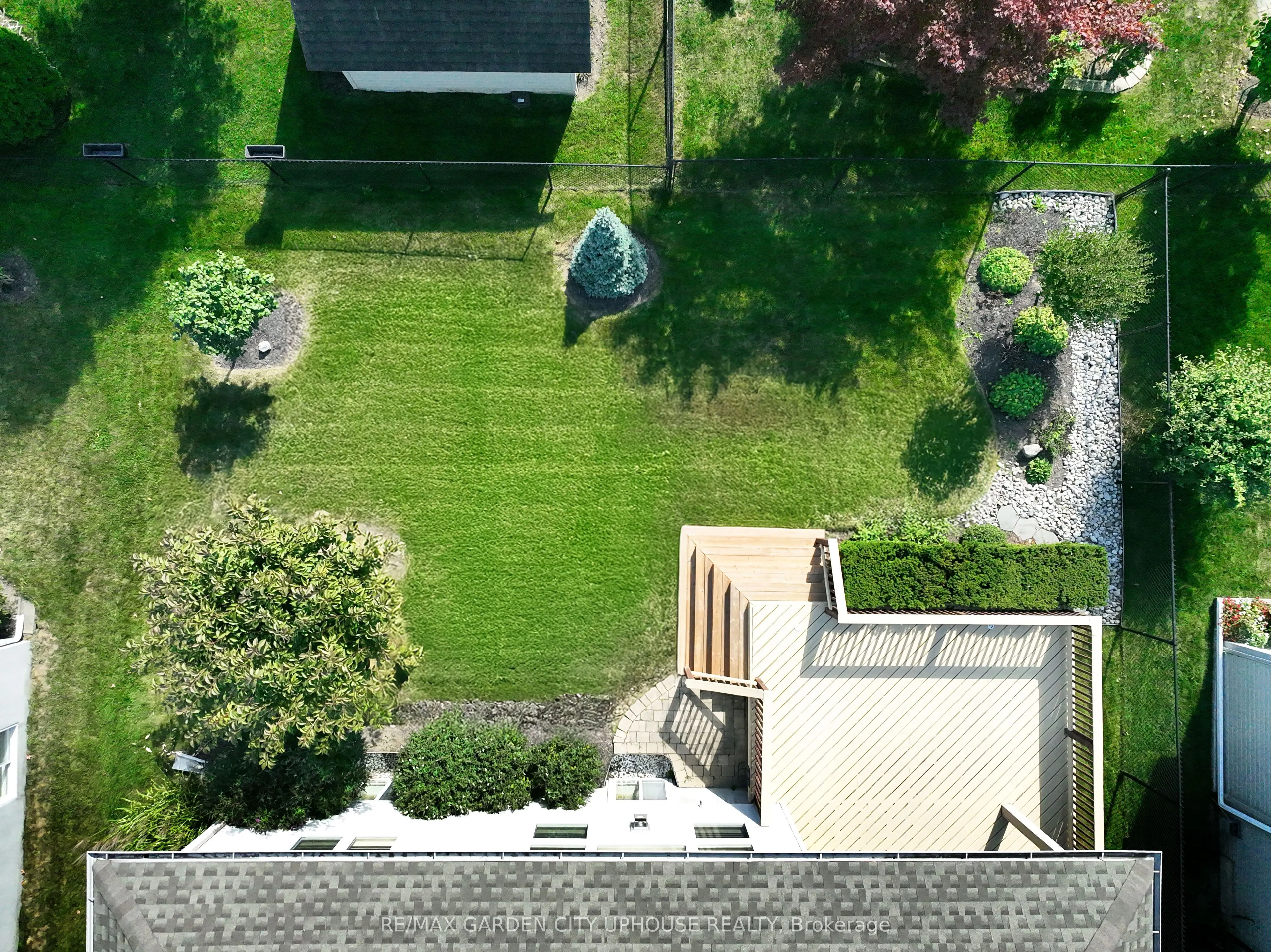 132 LORETTA Drive