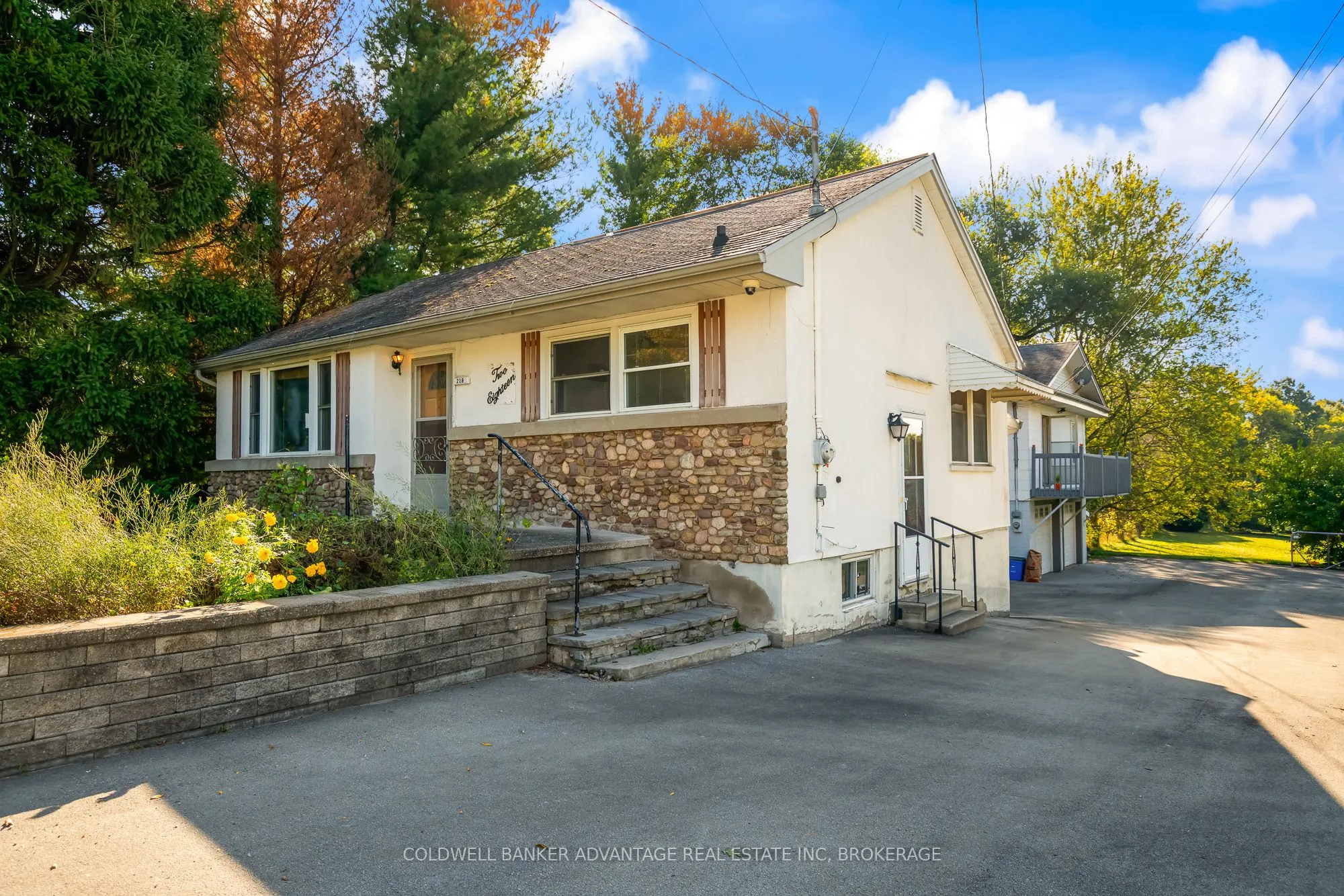 218 Canboro Road